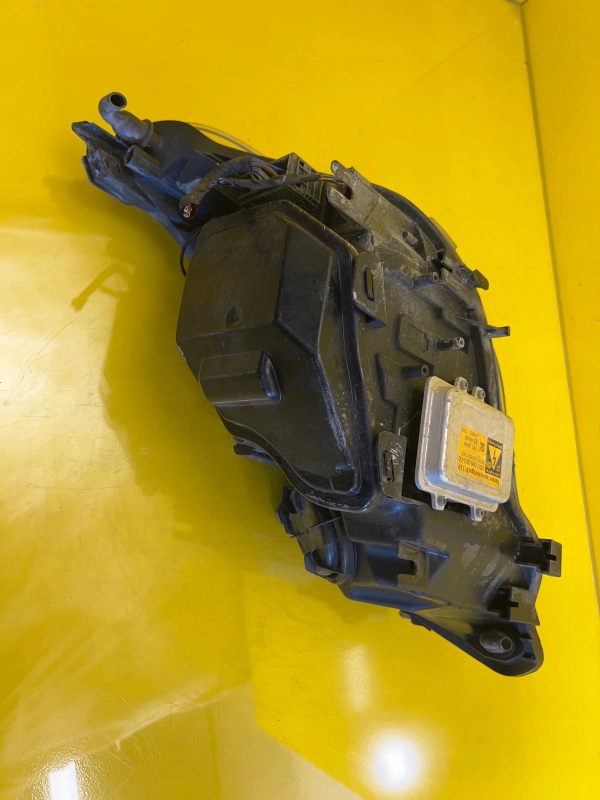 light right BMW 5 E60 E61 Xenon Nieskretna 03-07 7044672-05