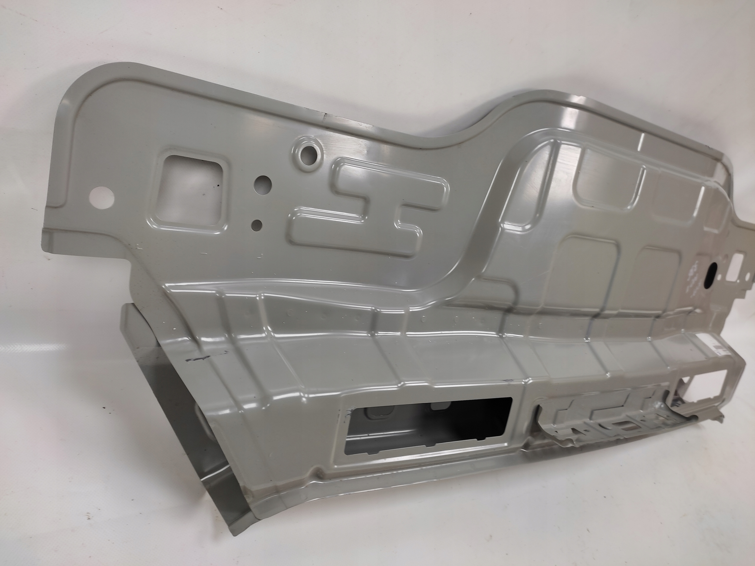 HYUNDAI I10 III PAS TYLNY TYŁ WZMOCNIENIE 2019- Producent części Hyundai OE