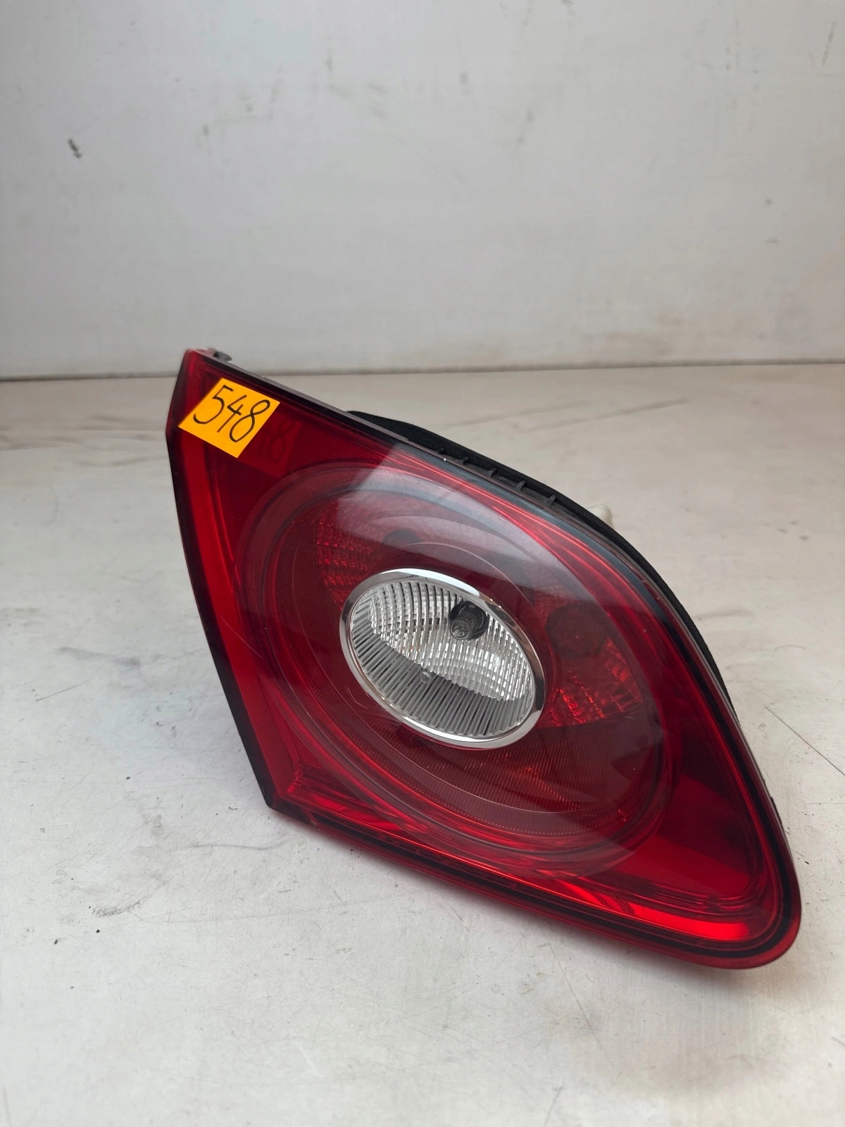 light rear part rear left to the bonnet Volkswagen Passat B6 CC