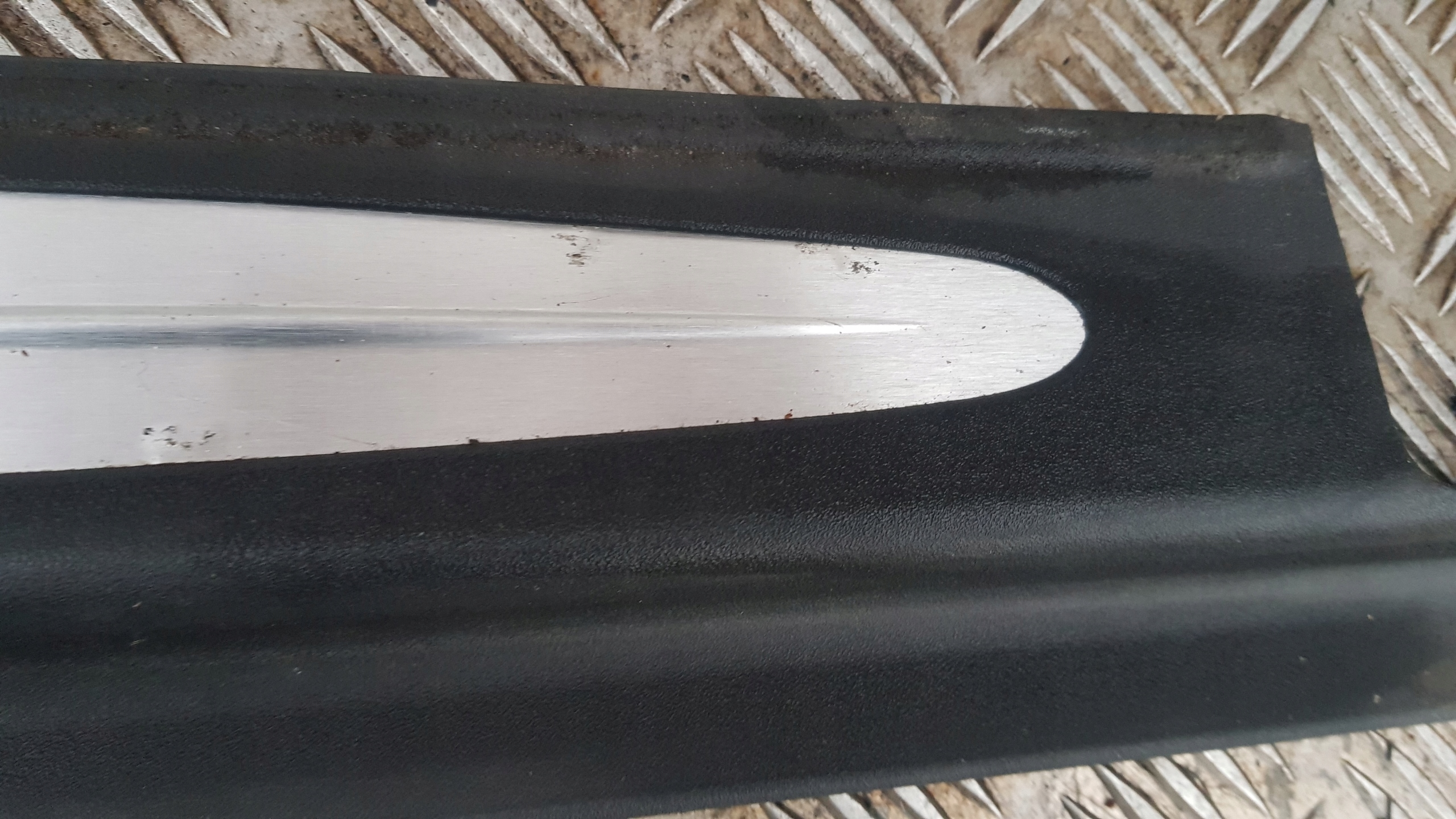 MERCEDES CLK W209 moulding threshold right cap for threshold