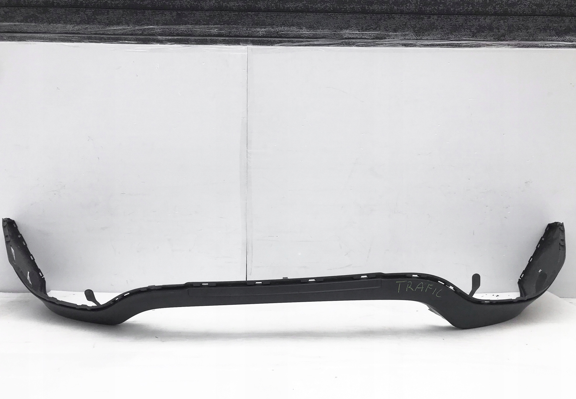 620223380R - RENAULT TRAFIC III СПОЙЛЕР ПЕРЕДНЕГО БАМПЕРА 2014-