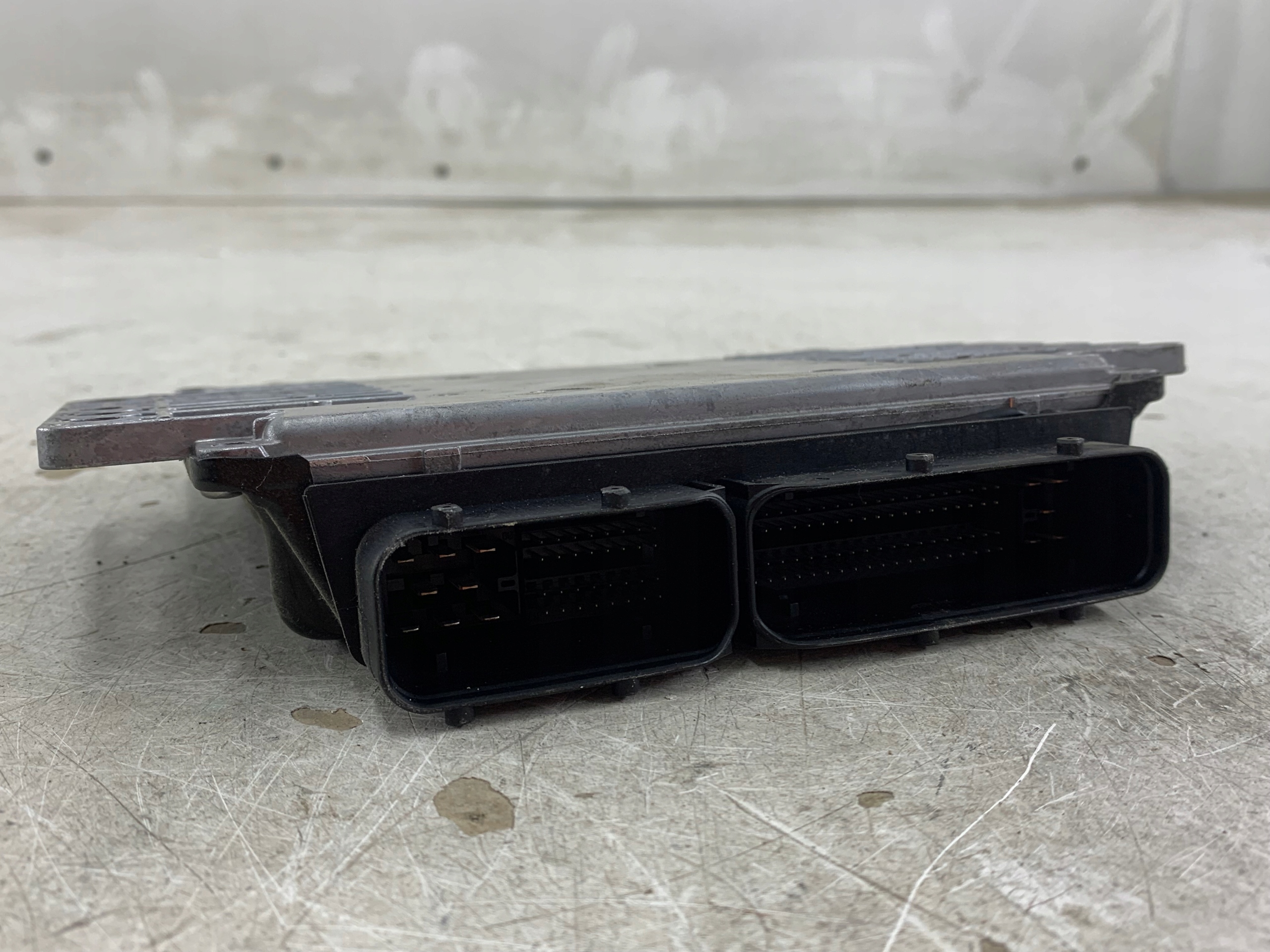 NISSAN PRIMERA P12 1.8 unité de commande électronique uce moteur MEC37-100