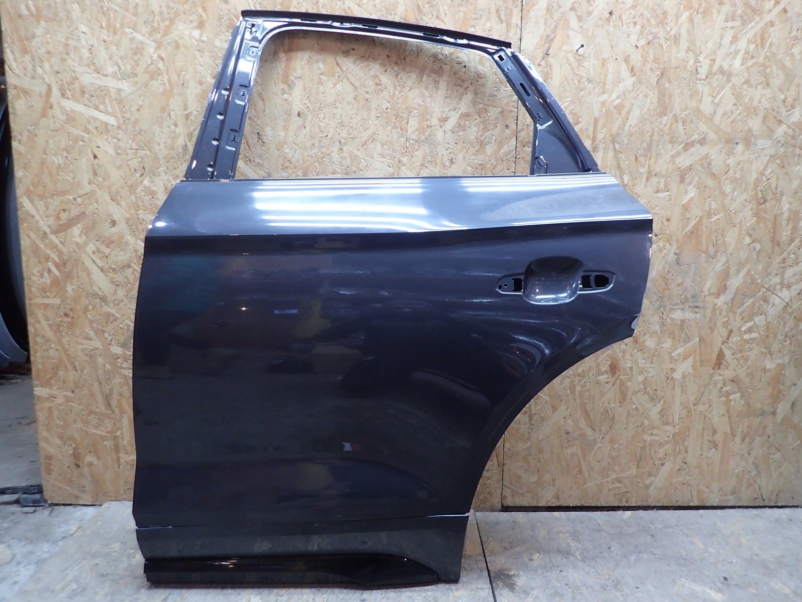 door left rear. rear part AUDI Q5 2 II 80F SPORTBACK