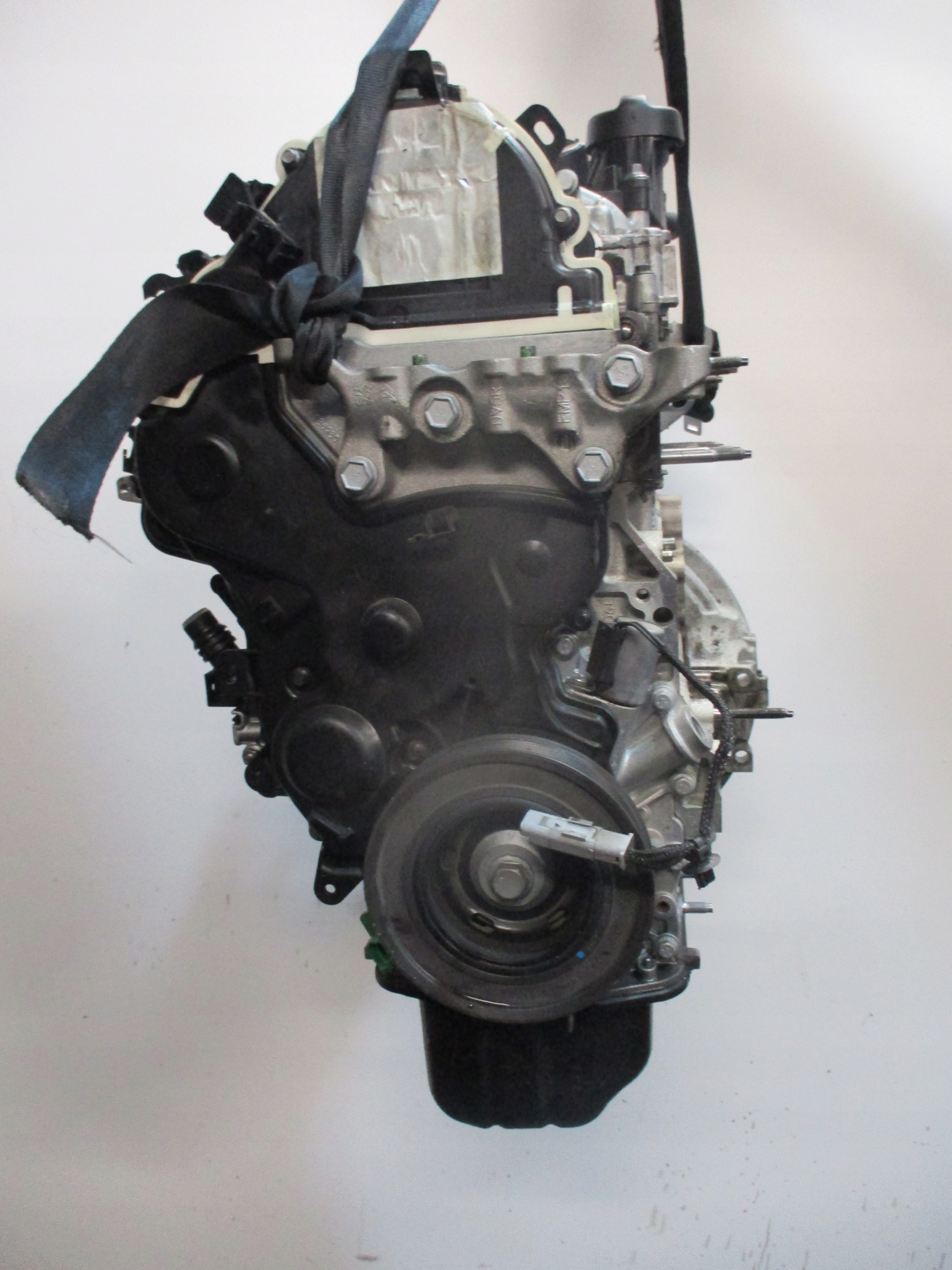 Silnik motor PEUGEOT 2008 1.5HDI YH01 10Q4DP