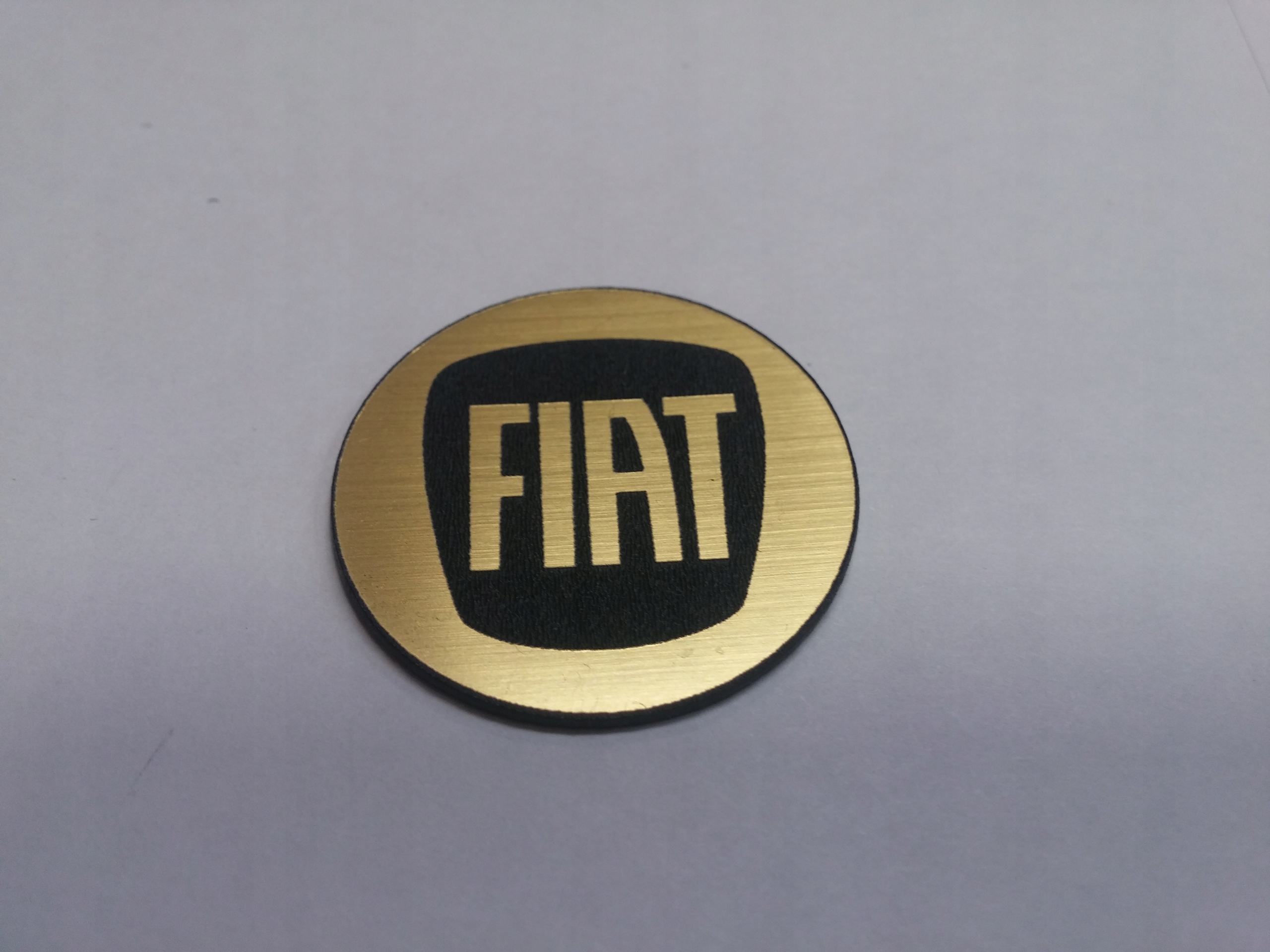 

Fiat naklejka emblemat 30 mm *złota