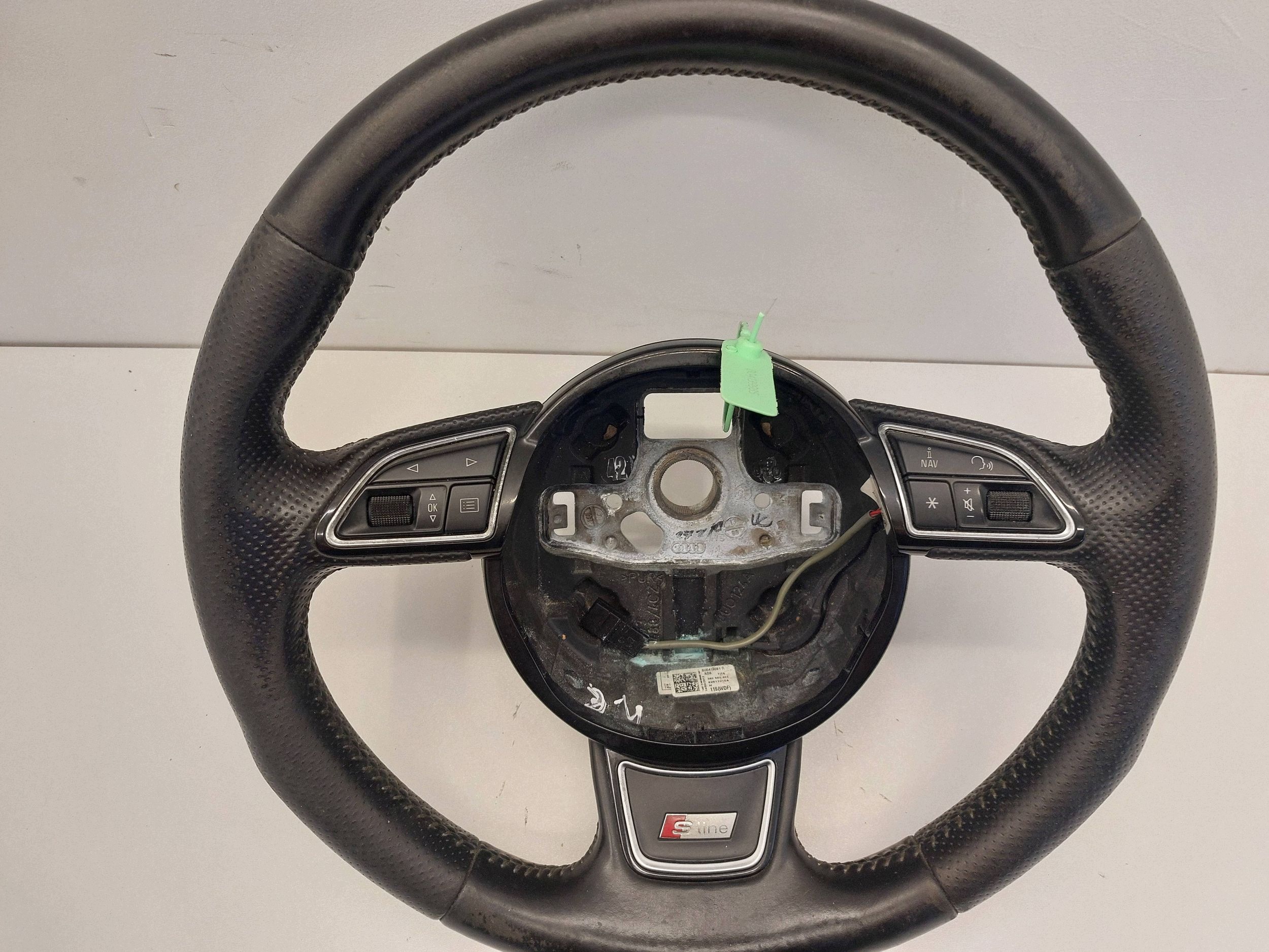 AUDI Q3 S-LINE 11r> steering wheel, leather complete 8U0419091R