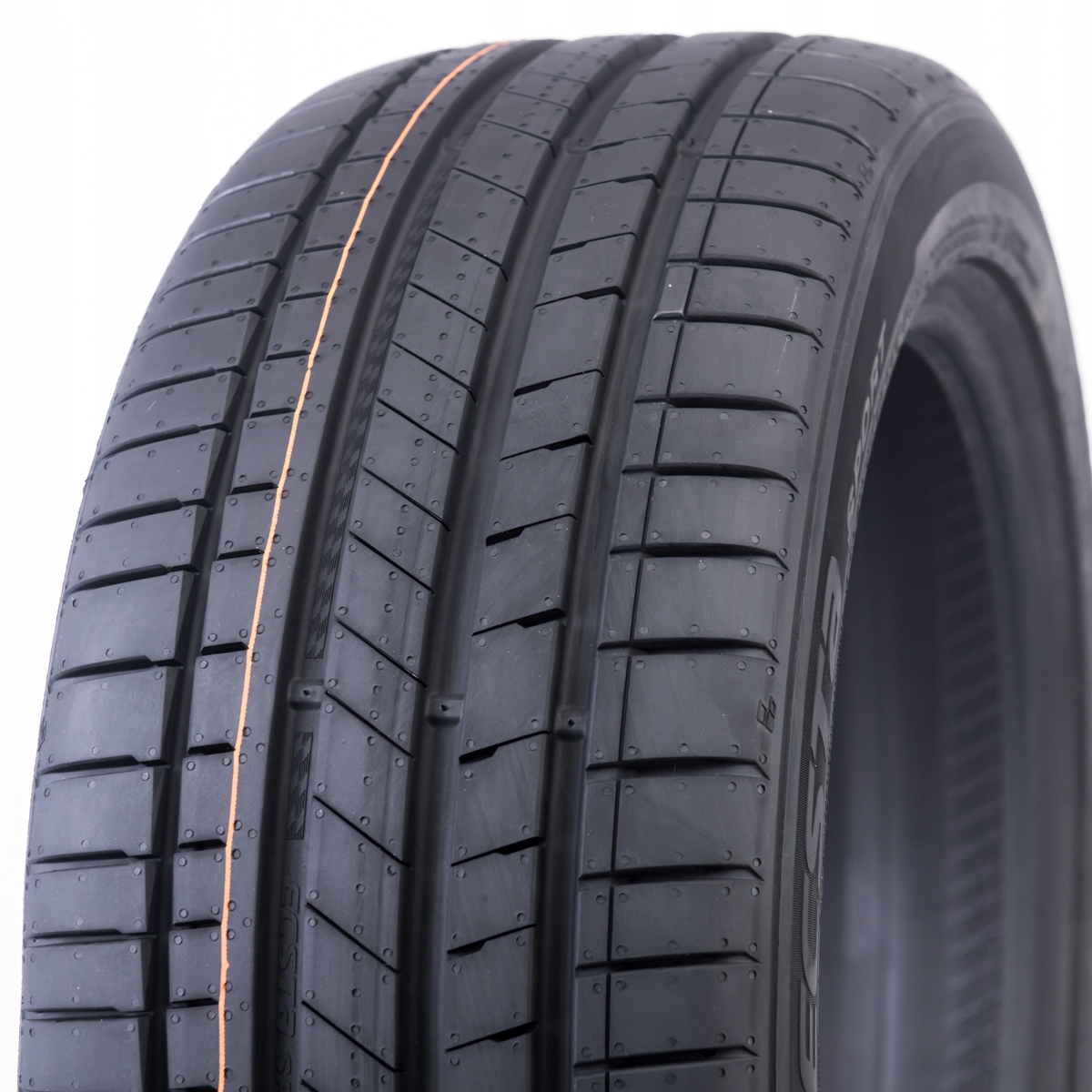 1x Opona Letnia 255/40R18 Kumho Ecsta Sport PS72