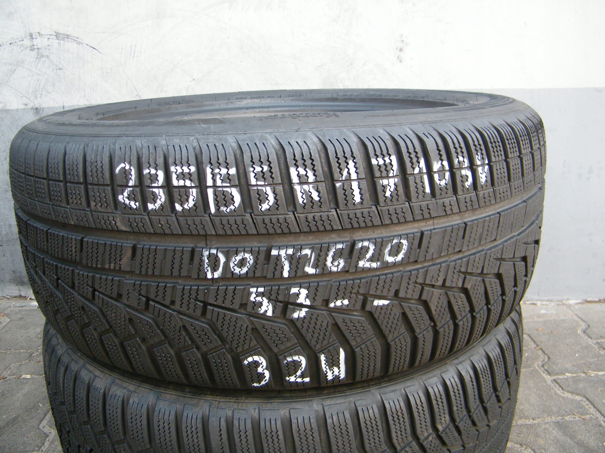 [32W] 2xZ 235/55R17 103V HANKOOK WINTER I*CEPT EV& Marka Hankook