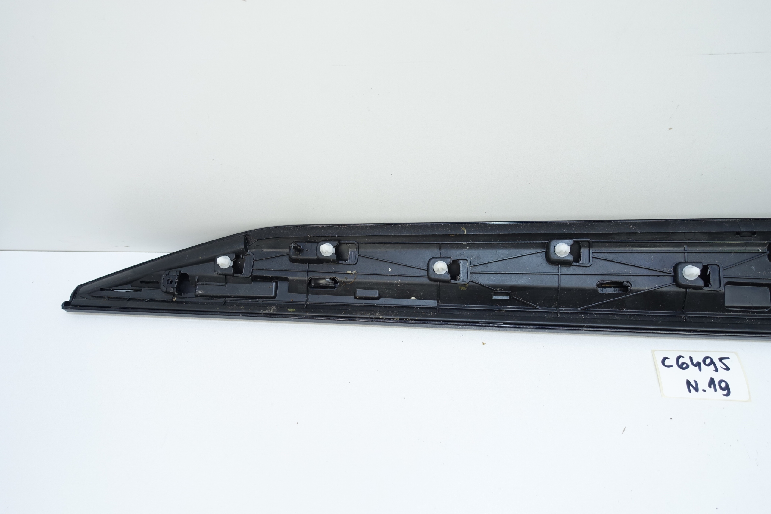 moulding door right front SUPERB III 3V0 SPORTLINE