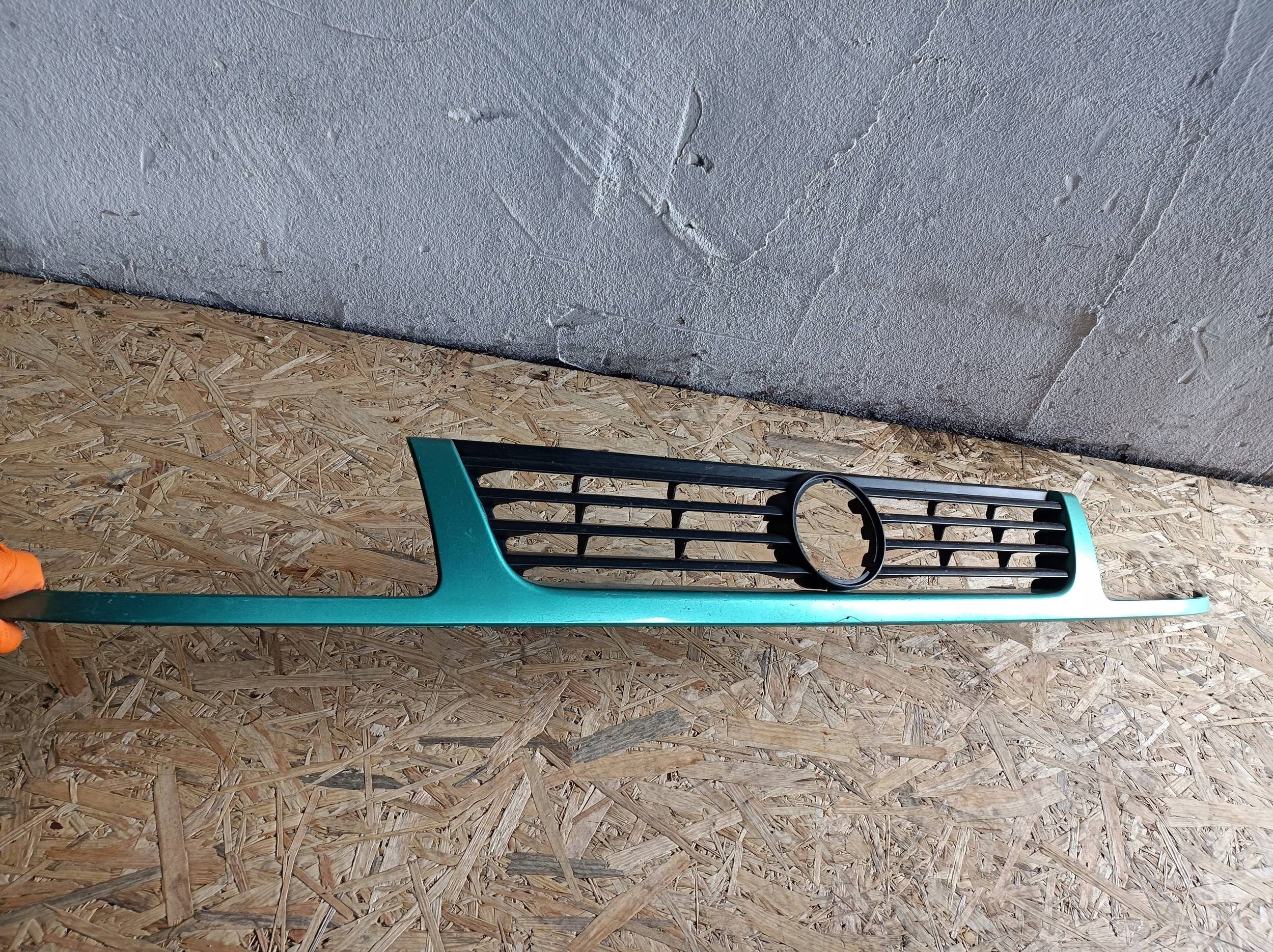grille radiator (grill) Volkswagen Caddy 1996-2003 6K5853654D