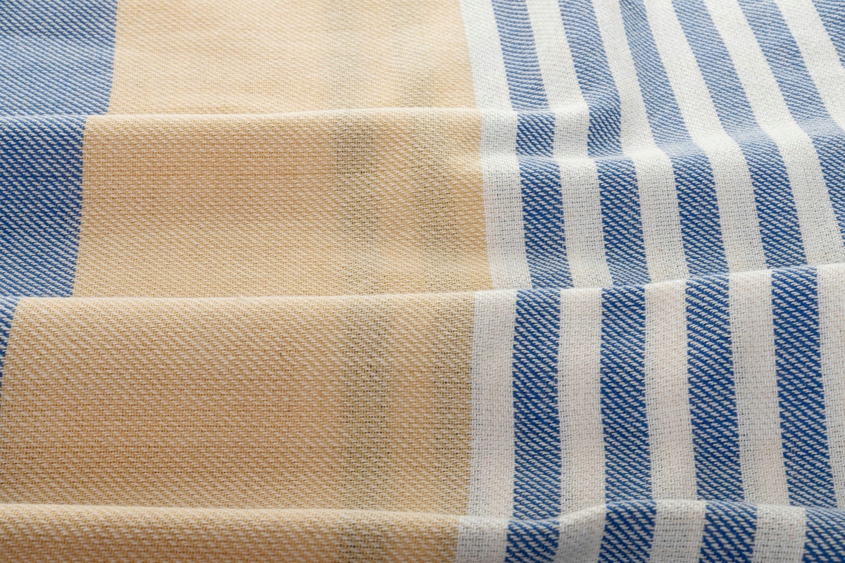 Ręcznik 100x180 Kąpielowy na Plażę Peri Hamam 66 Kolor biały odcienie niebieskiego odcienie żółtego