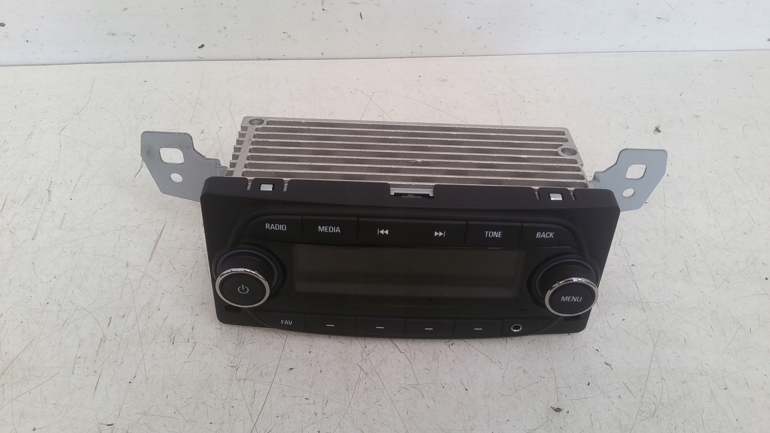 Radio 42451287 Opel Karl