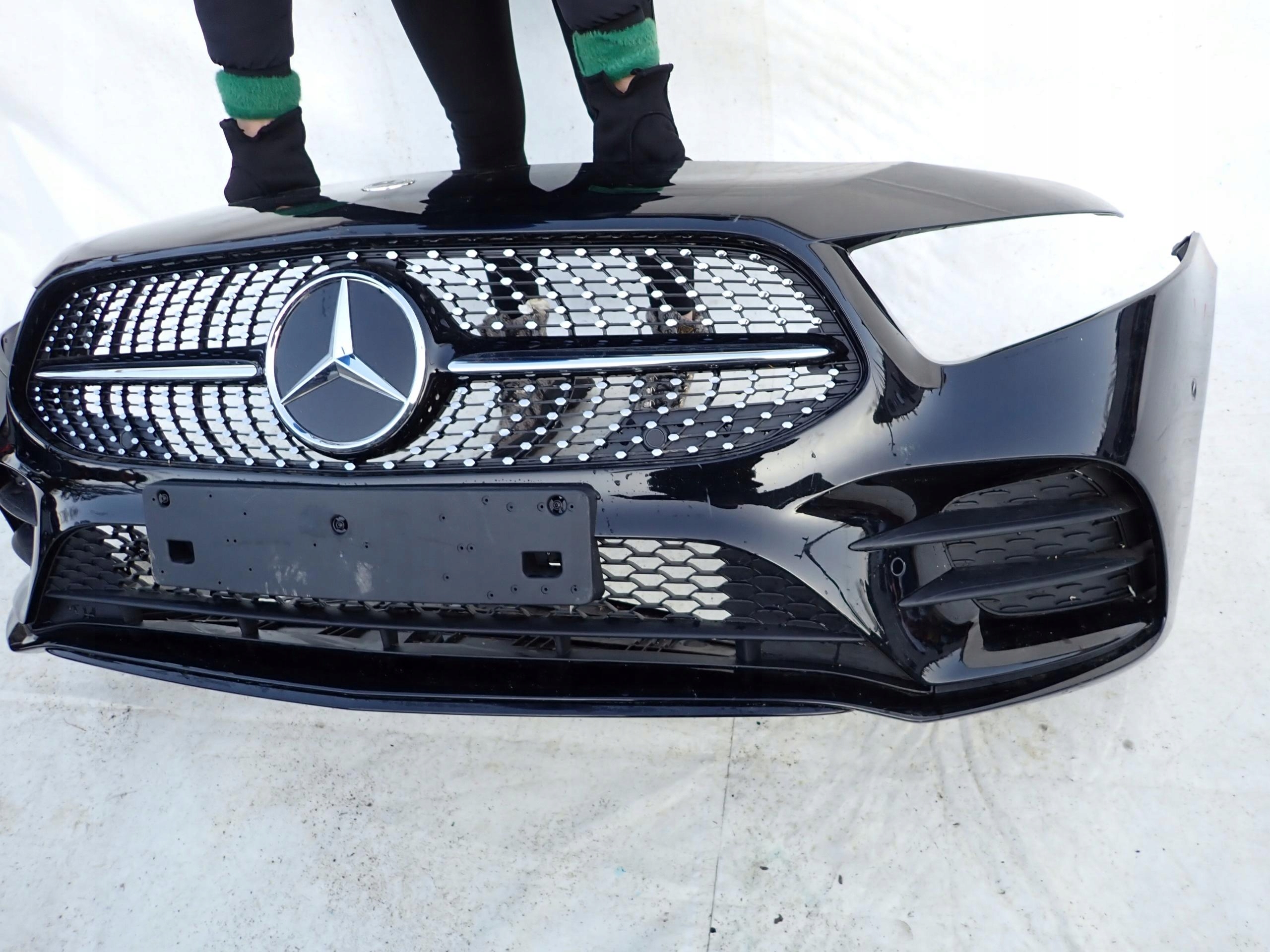 MERCEDES A-KLASA W177 AMG 18- bumper front PDC