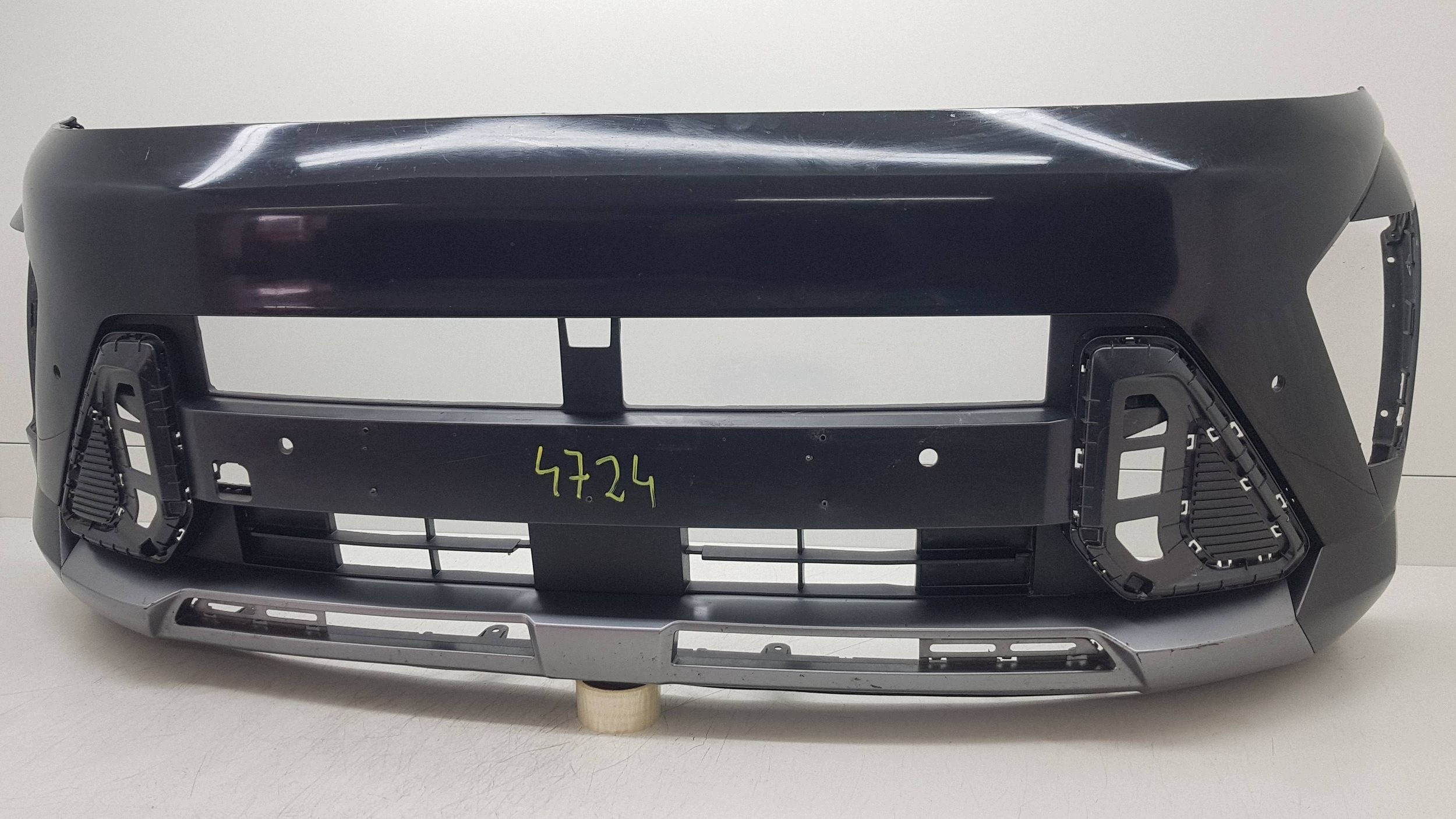 HYUNDAI KONA 2 II 2023 - bumper front 86511-BE000