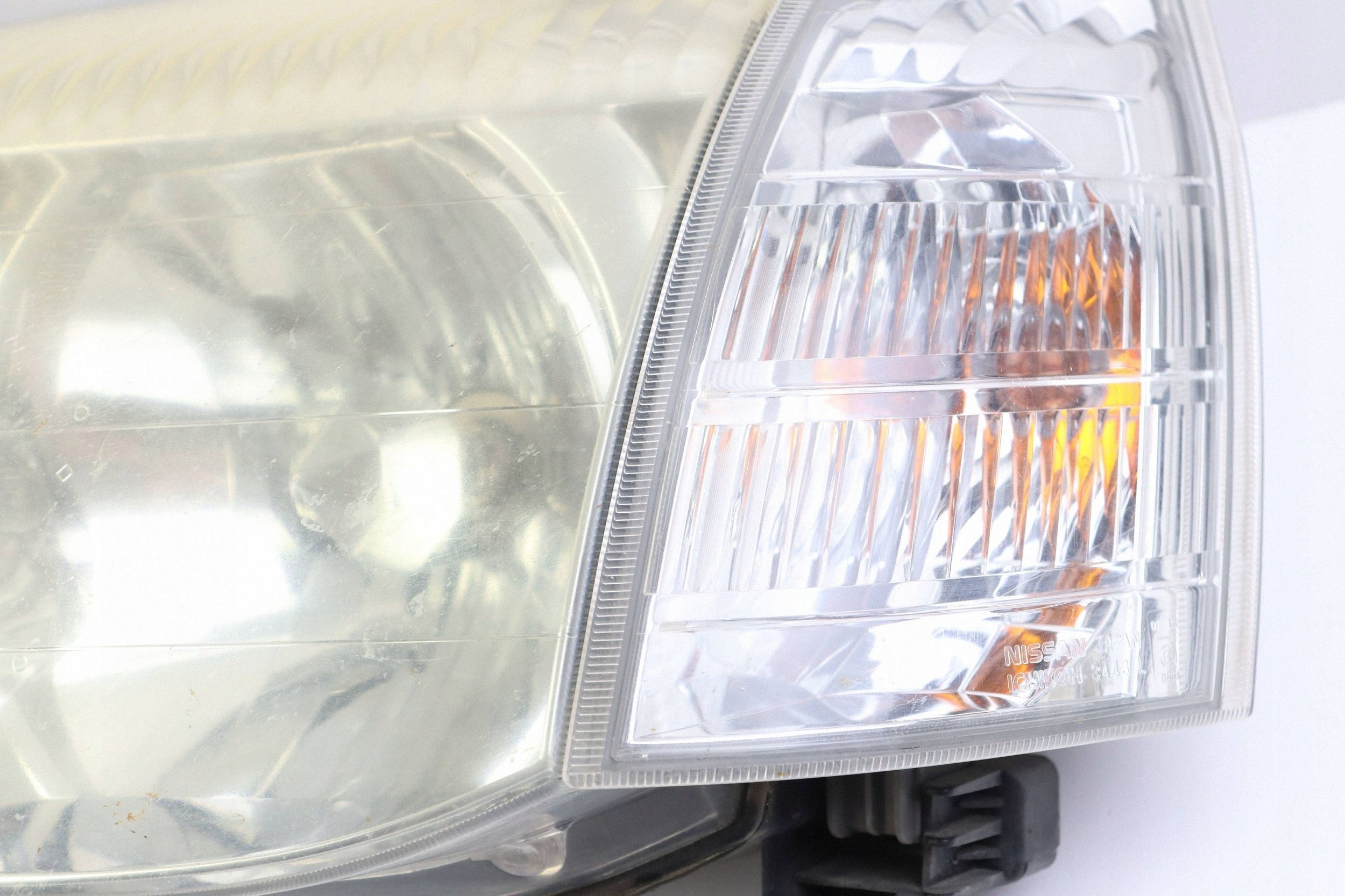 NISSAN X-TRAIL T30 light front left front E137511 EUROPA
