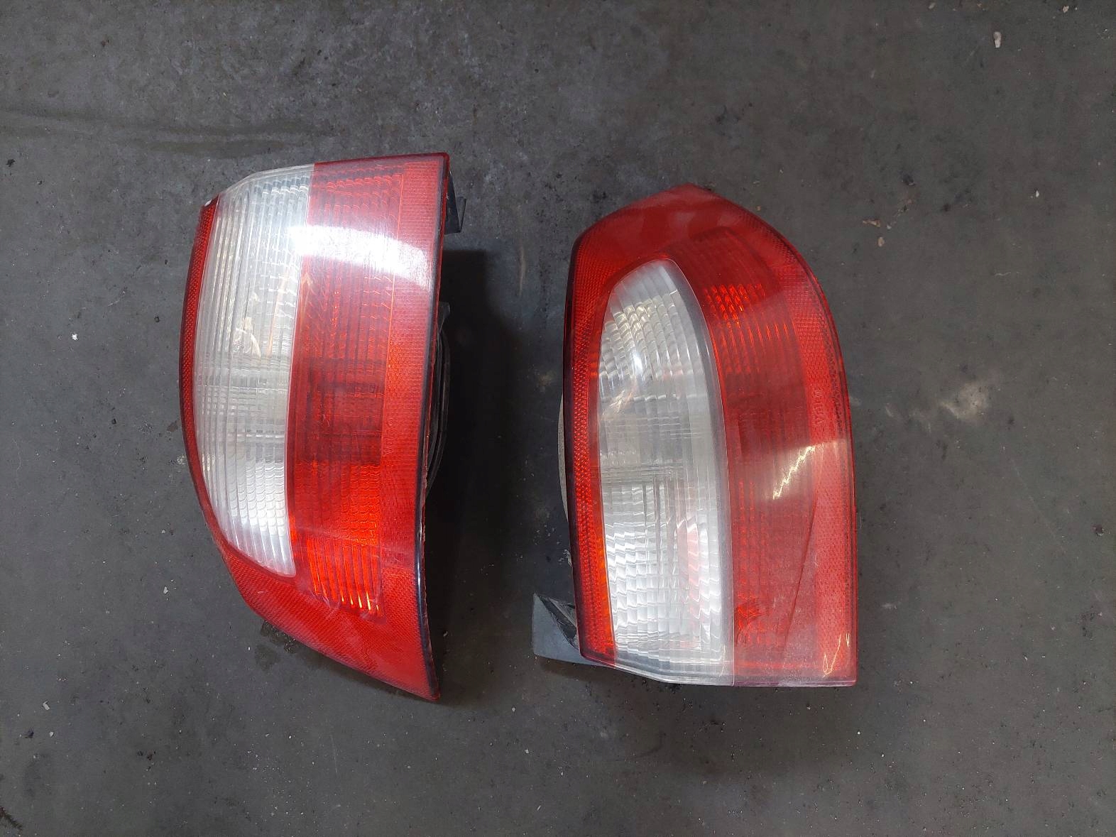 trunk door boot + lights RENAULT LAGUNA II HB 5D NV190