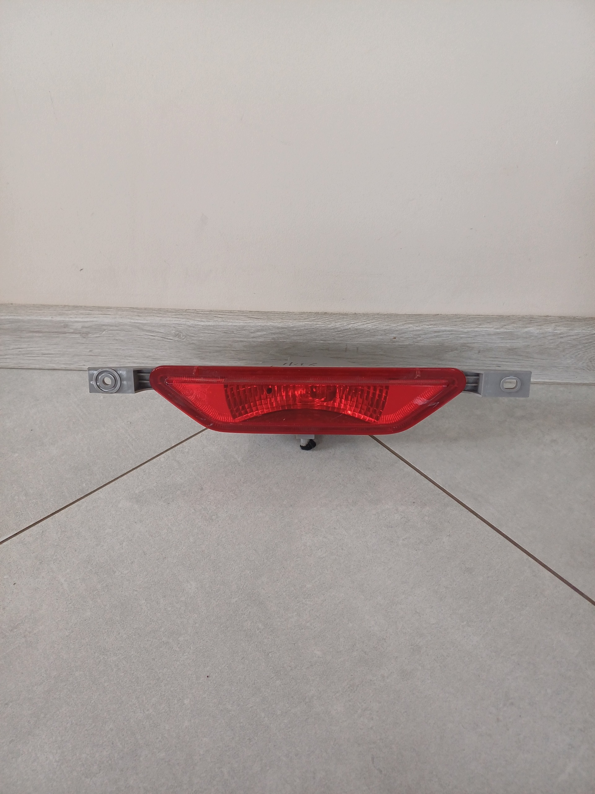 light PRZECIWMGIELNE bonnet rear part DACIA SPRING 265803356R