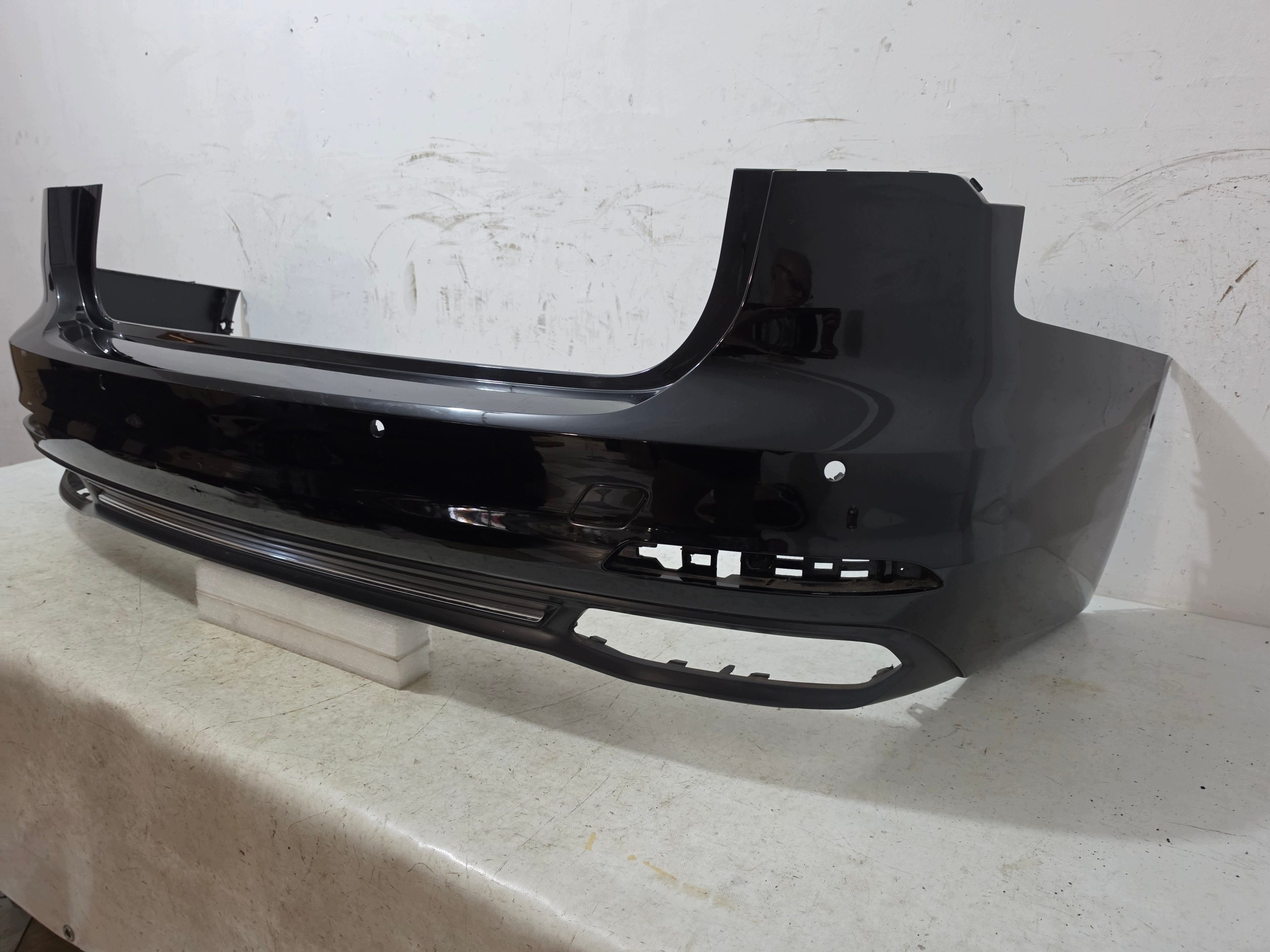 ^ AUDI A6 C8 KOMBI bumper rear part rear 4K9807511