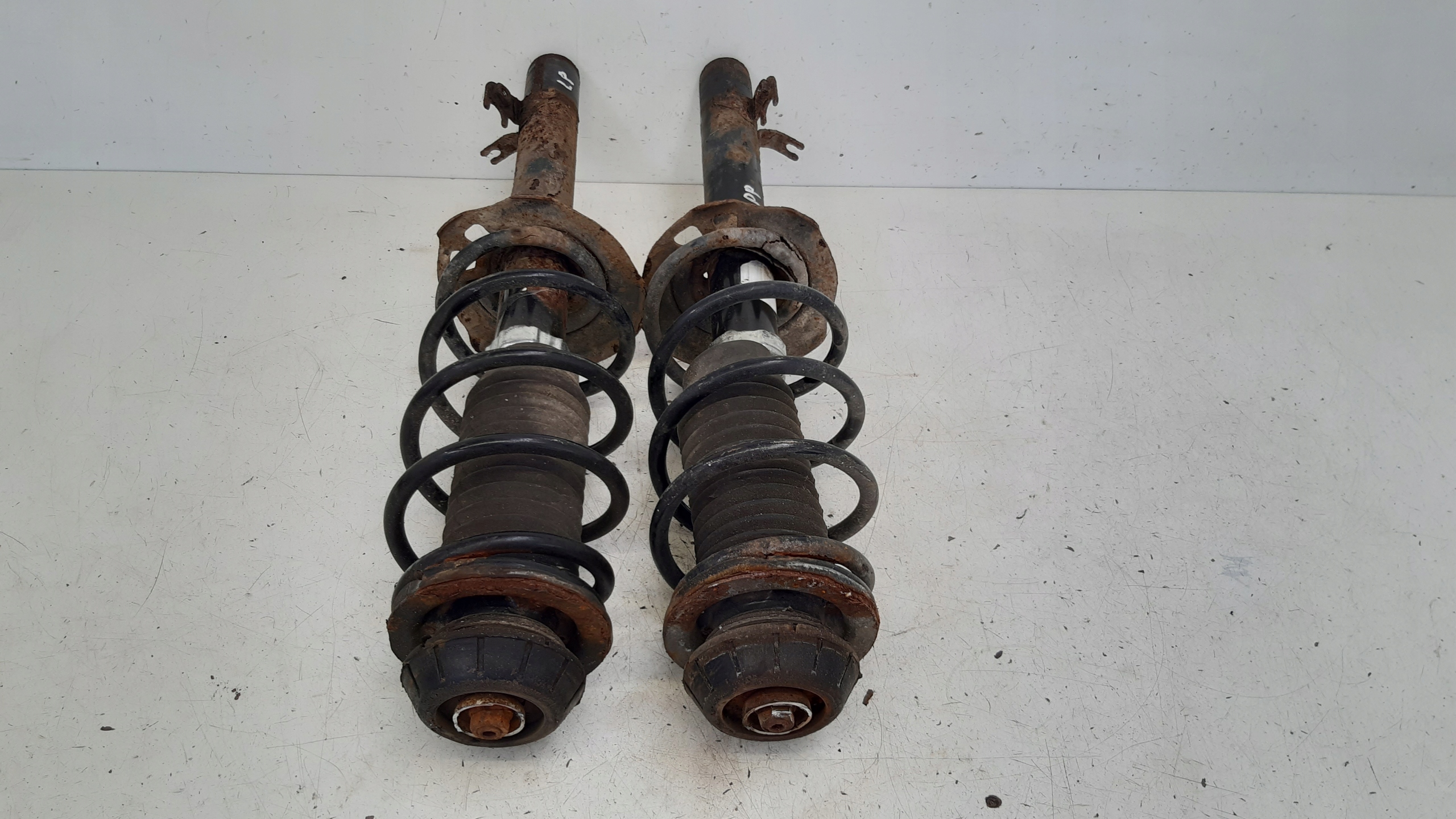 shock absorbers springs front para Citroen C1