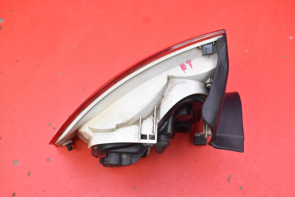 light right rear part rear 8E5945096 AUDI A4 B7 sedan 04-08