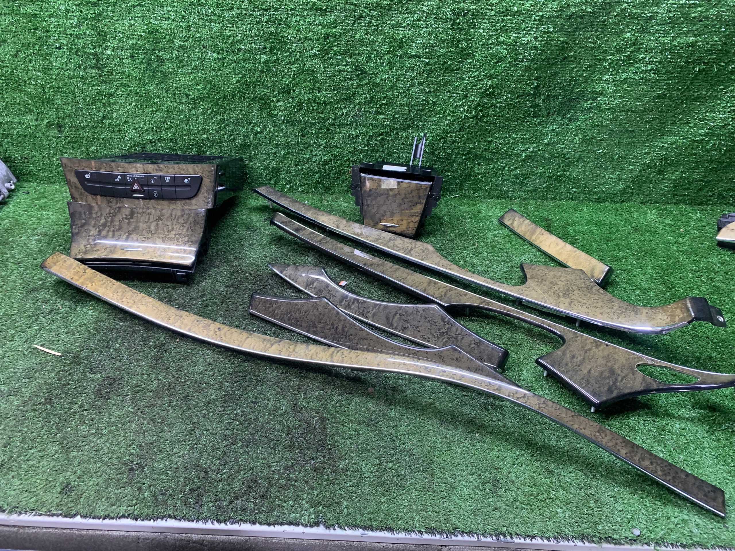 MERCEDES W211 DREWNO DEKORY DEKOR LISTWY LISTWA OZDOBNE KOMPLET