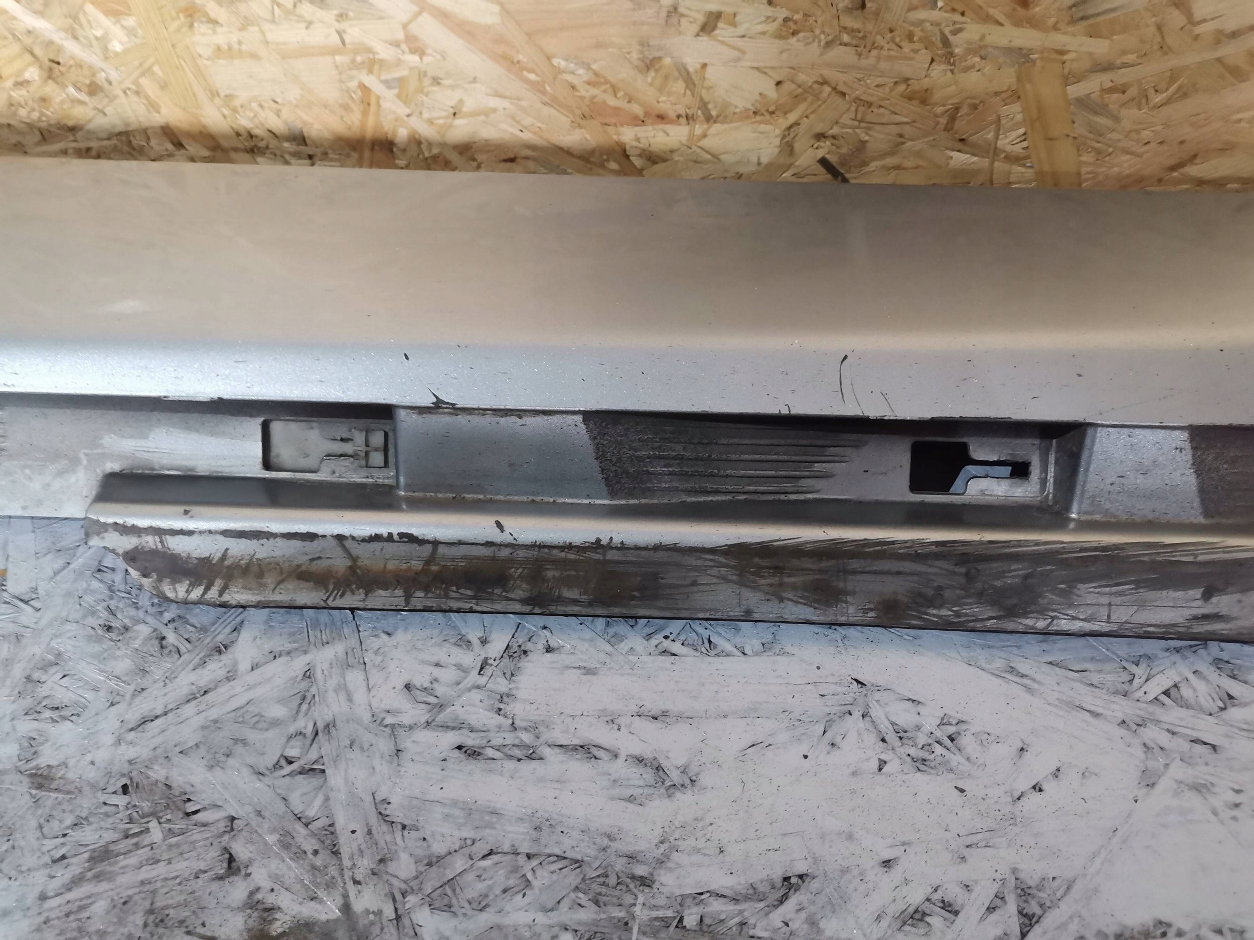 cap threshold Volvo V40 right 31395043