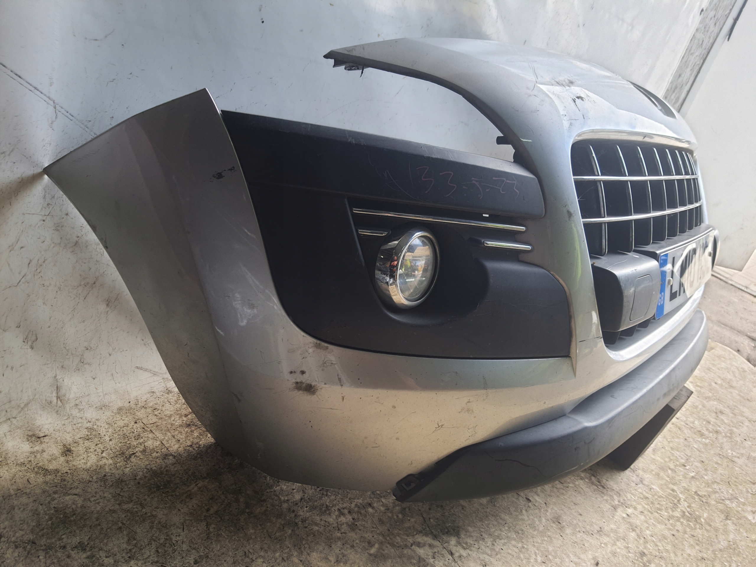 PEUGEOT 3008 T84 08-13 stoßstange