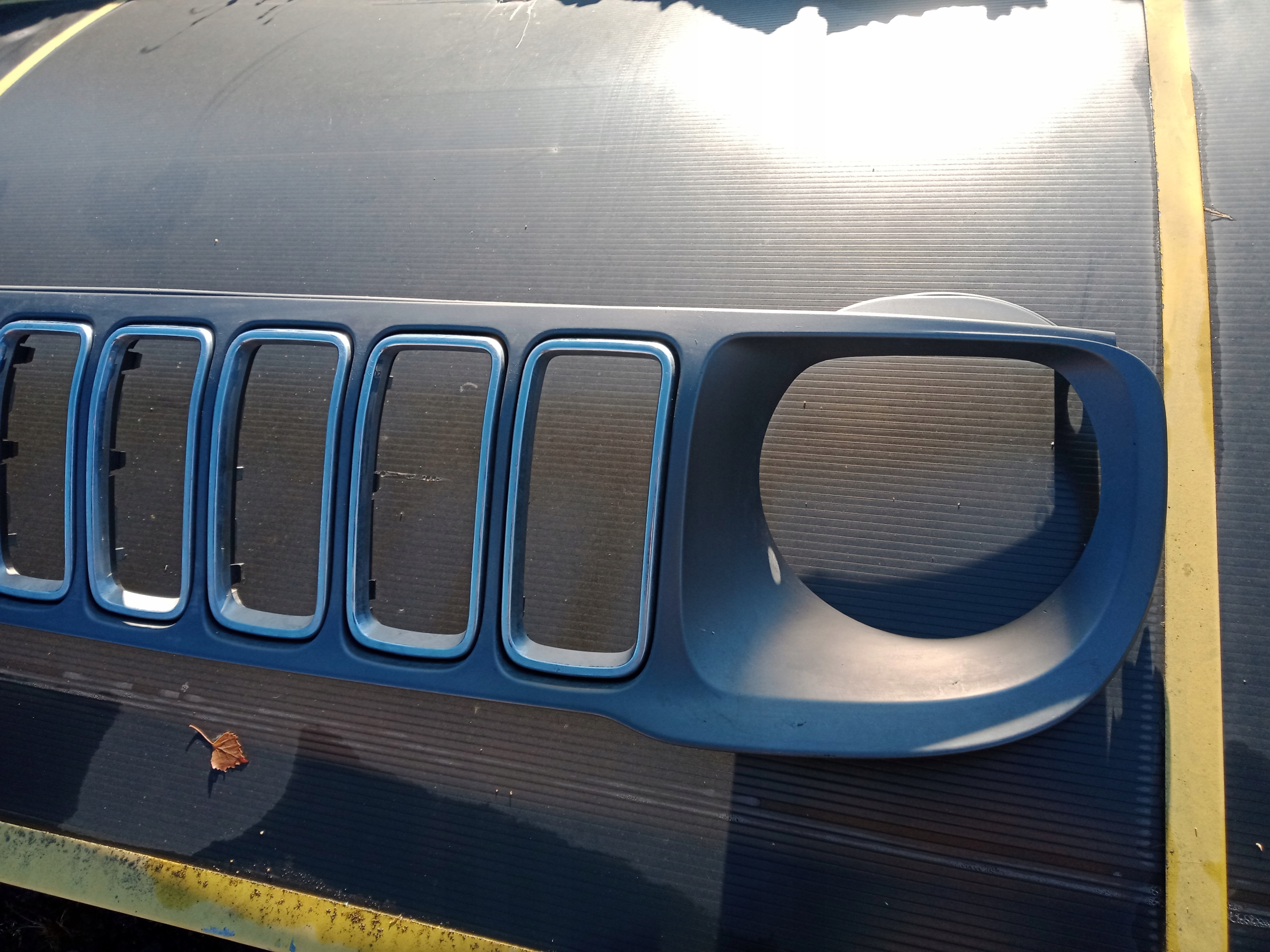 Jeep Renegade BU Kühlergrill FRONTGRILL Kühlergitter 52088680 - Thumbnail 3