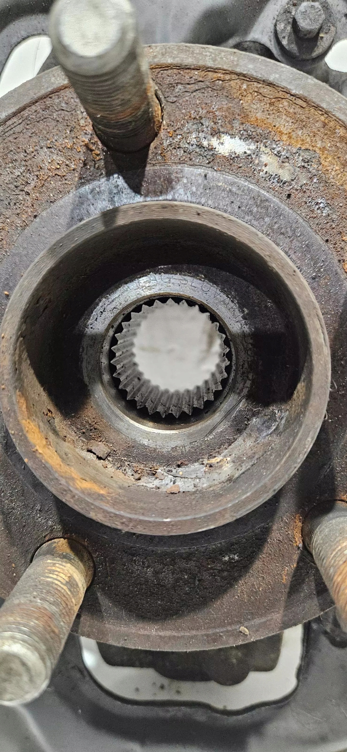 otoč čepu pravý předek FORD S-MAX MK2 14-23
