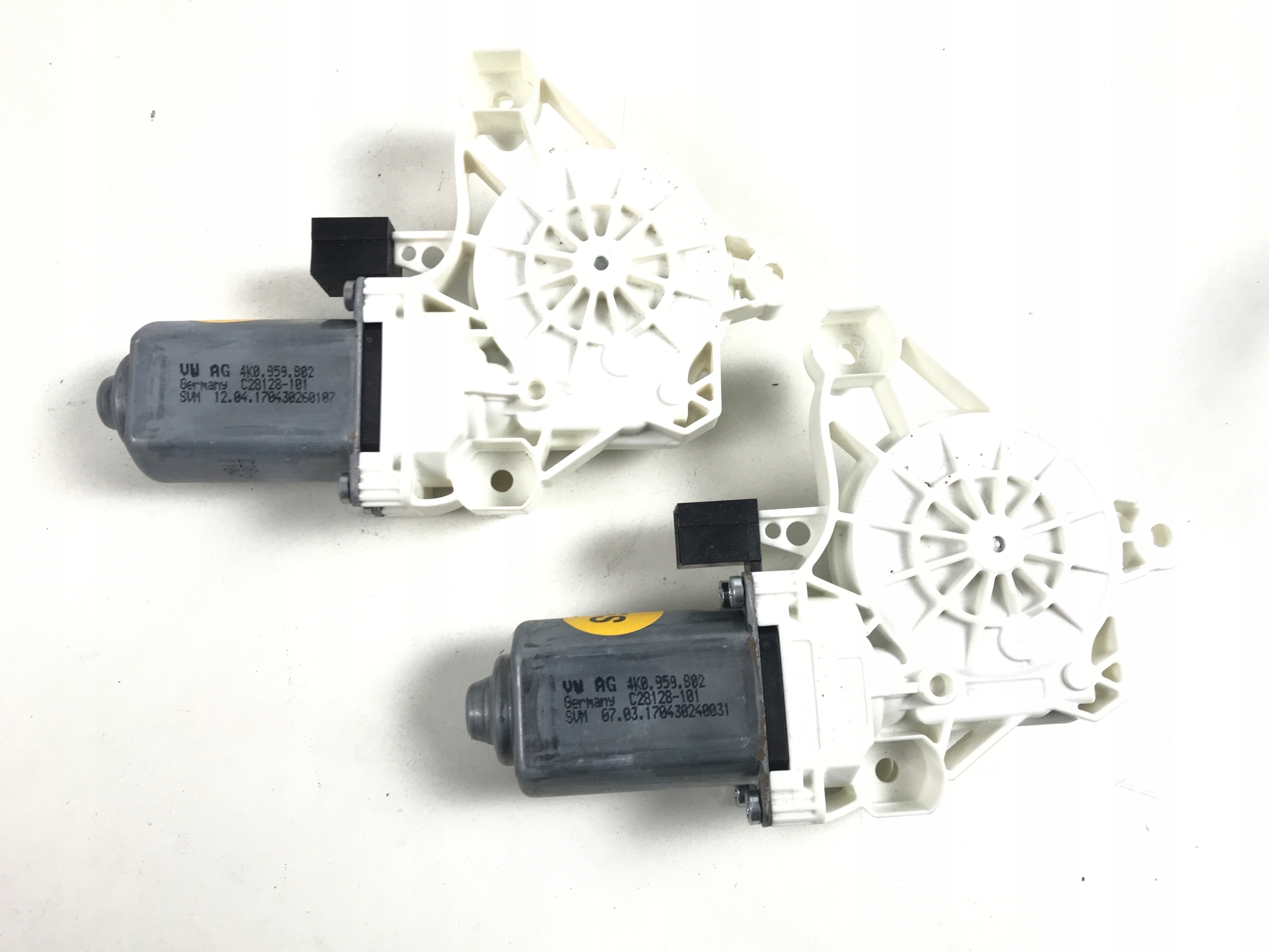 SILNICZEK SZYBY AUDI A6 S6 C8 A7 S7 4K 4K0959802