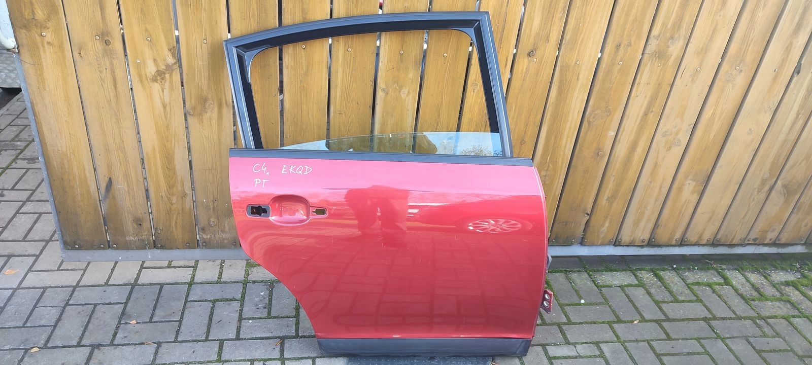 door rear part rear. right Citroen C4 and EKQD 5D