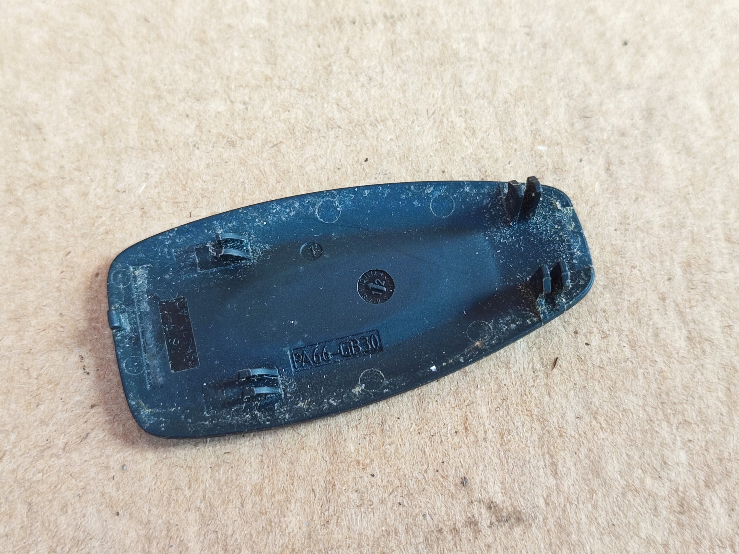 Ford Kuga MK2 2.0 TDCI kluczyk keyless pilot Jakość części (zgodnie z GVO) O - oryginał z logo producenta pojazdu (OE)