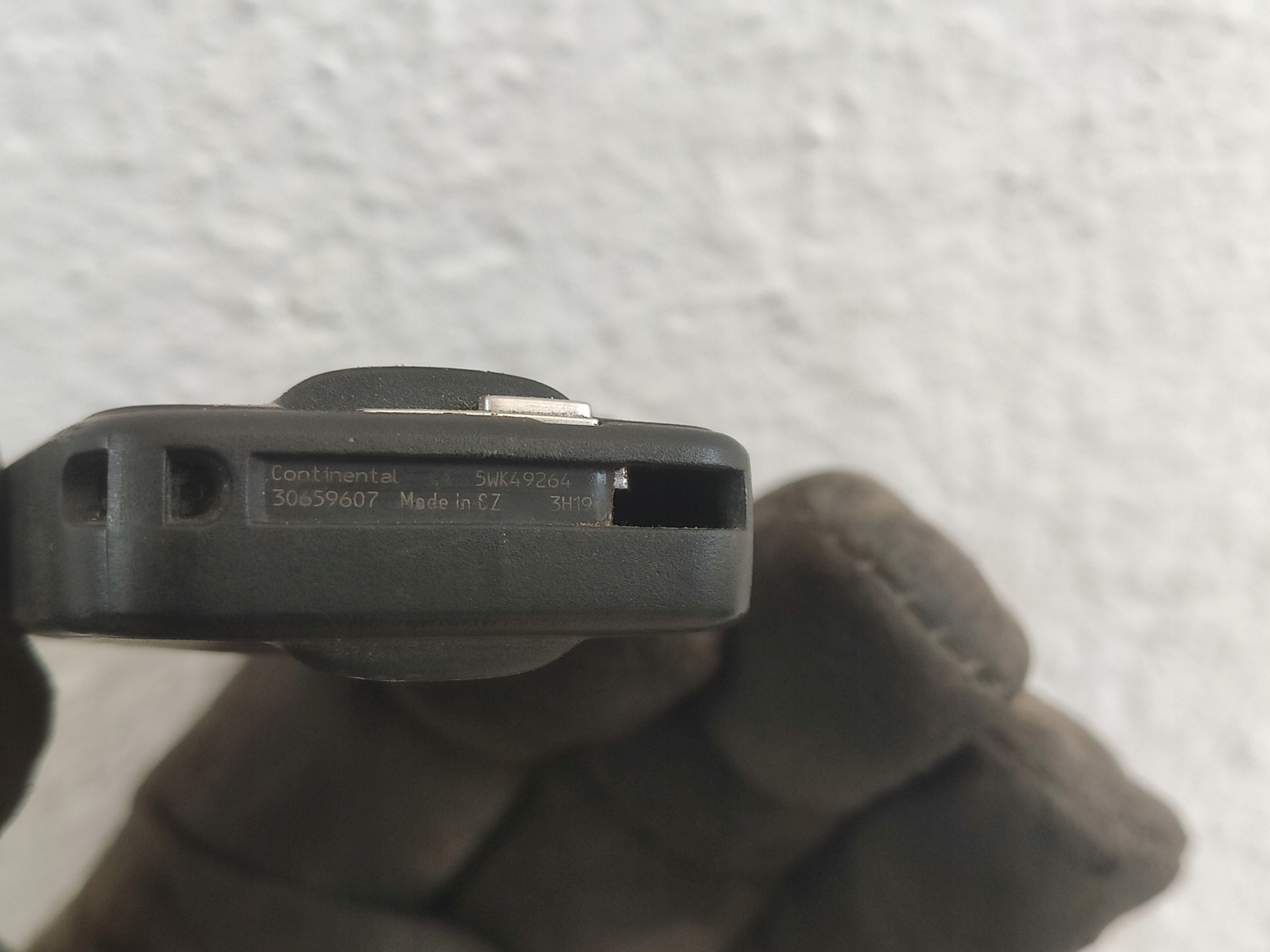 VOLVO V40 II 2012 V60 S60 II key PILOT