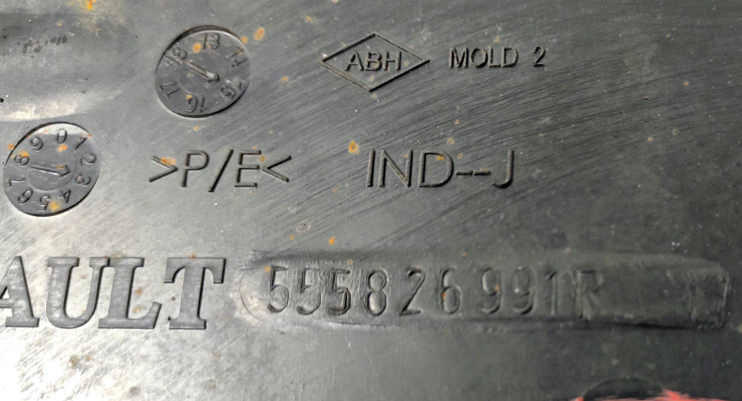 RENAULT CAPTUR I 0.9tCe OSŁONA OSI TYLNEJ Numer katalogowy części RENAULT CAPTUR I 0.9tCe OSŁONA OSI TYLNEJ