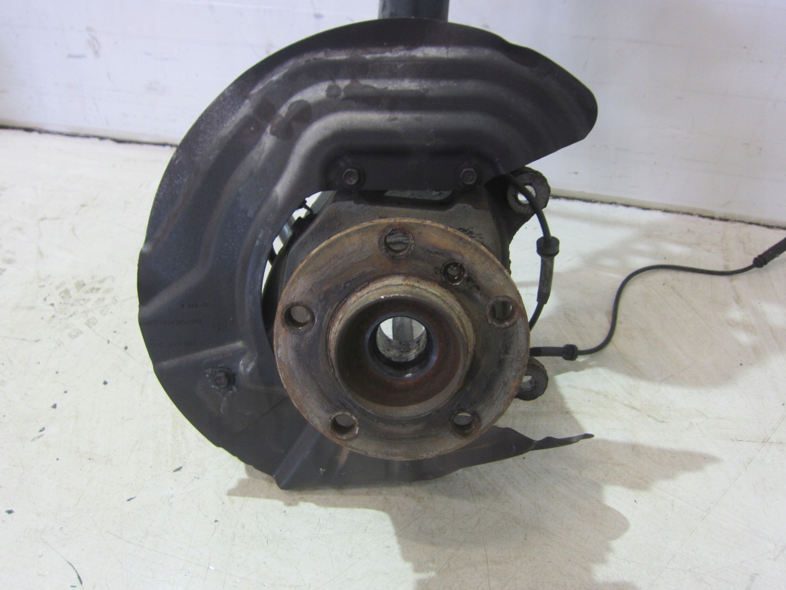BMW X3 F25 X4 swing left shock absorber 6855953
