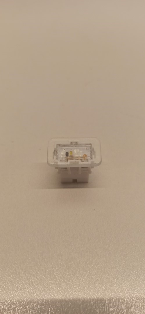 Audi Q2 лампочка Кузова внутренний 4G0919390C