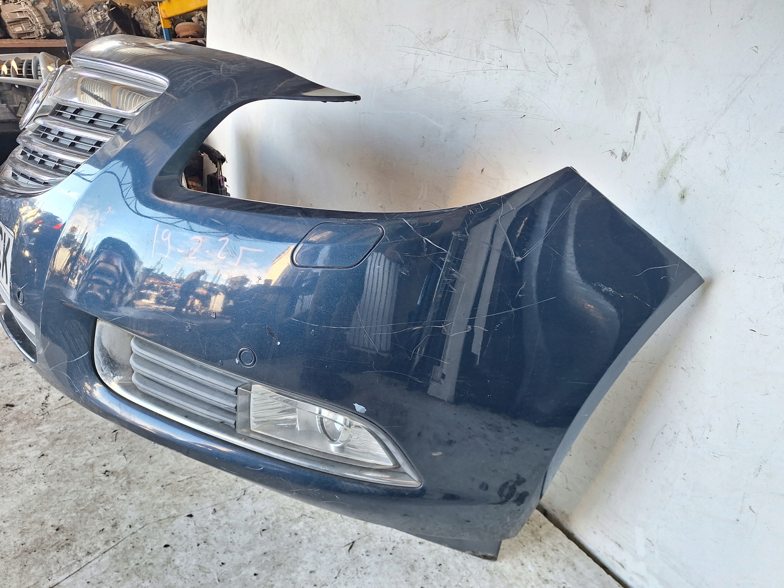 OPEL INSIGNIA A 08-13 bumper XENON + PDC