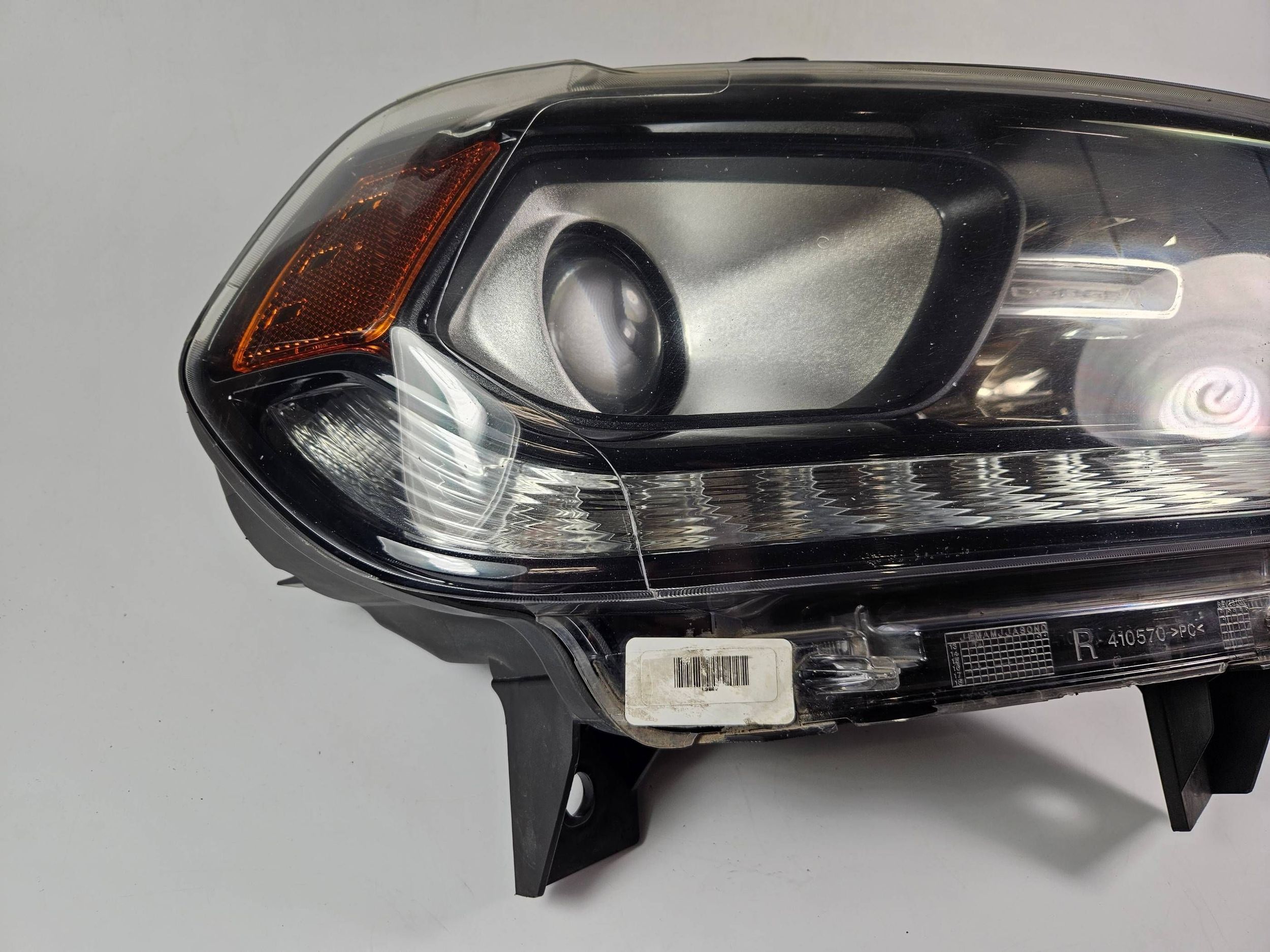 Dodge Durango 2019-20 reflektor light front right front XENON