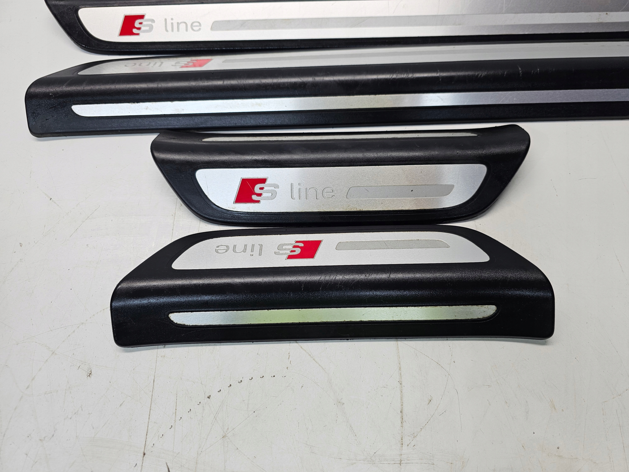 moulding mouldings threshold S-LINE AUDI Q3 8U 8U0853374B