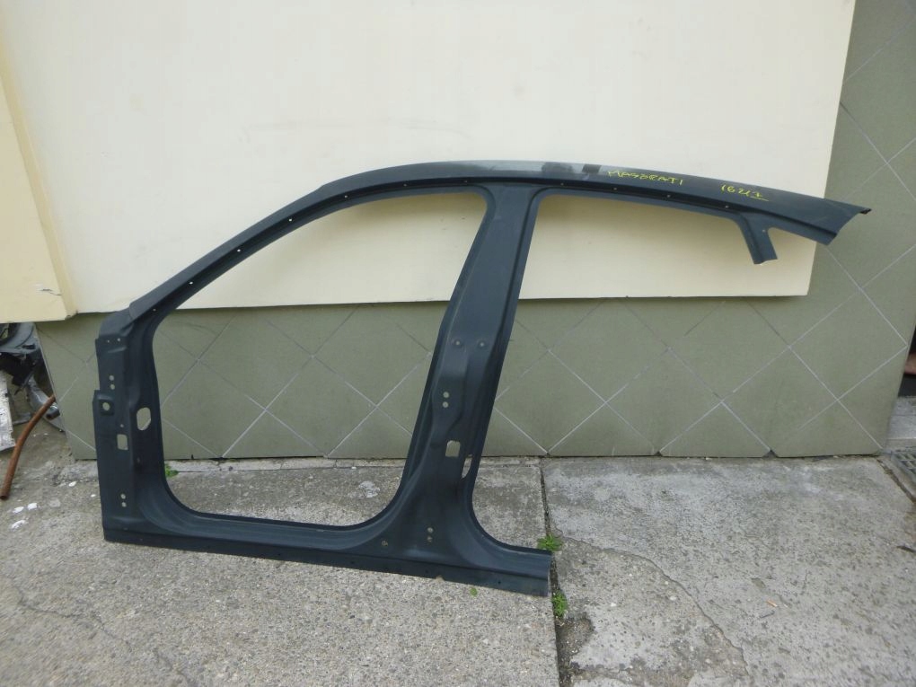 MASERATI LEVANTE 2016- threshold pillar left