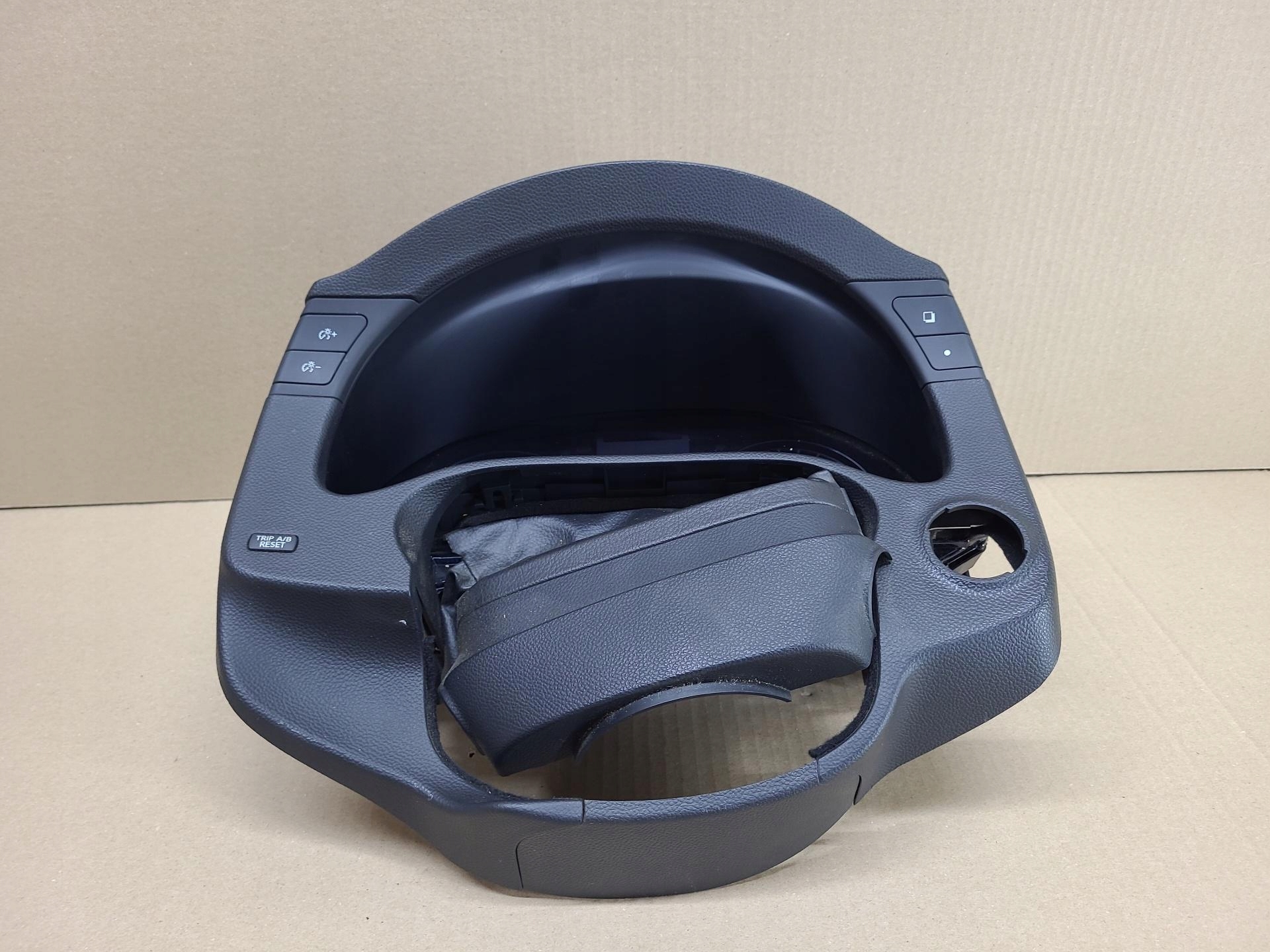 dials Infiniti G 4 facelift 2013 L10261AA600
