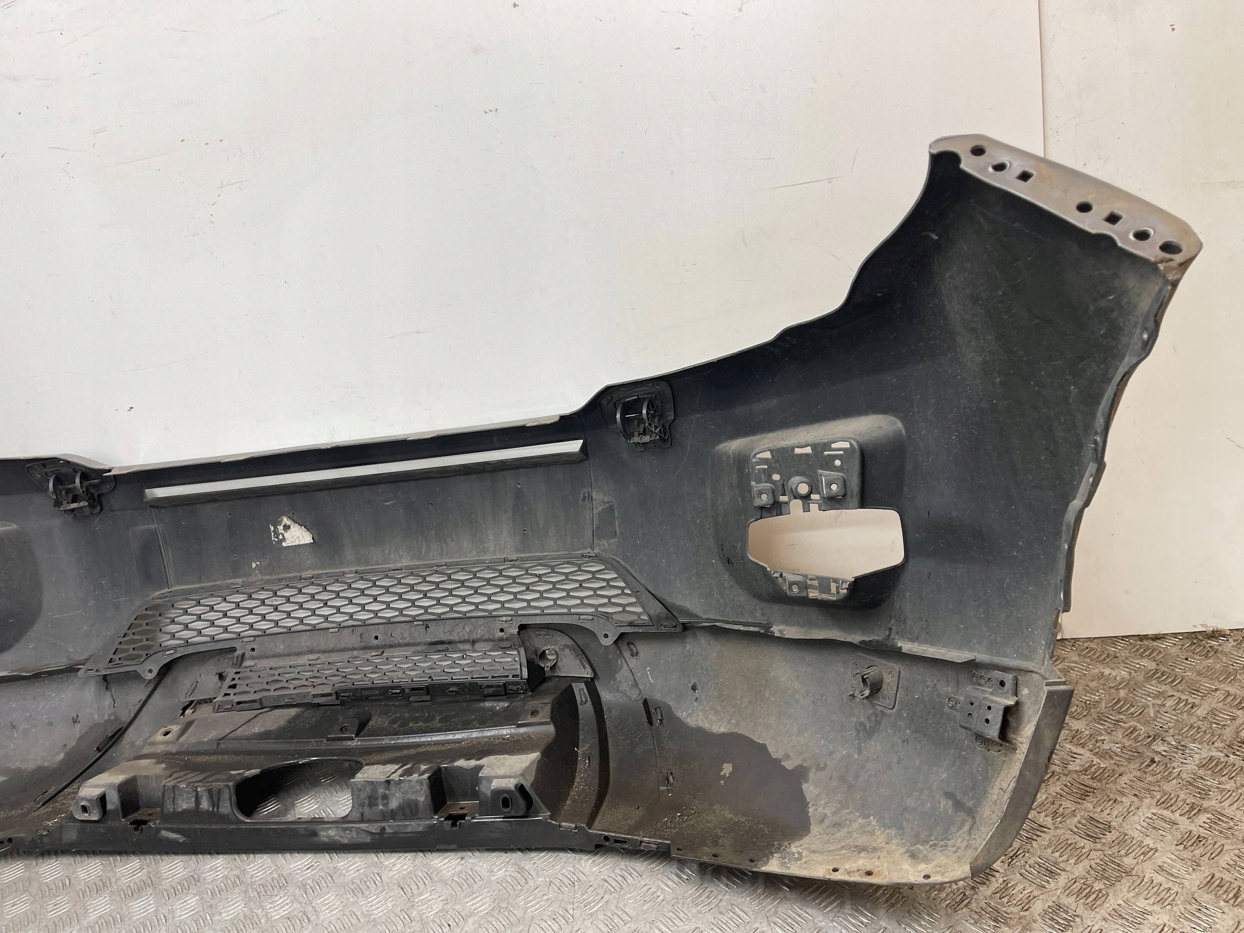 bumper front front Land Rover Evoque and 11- BJ32-17F003-1682B