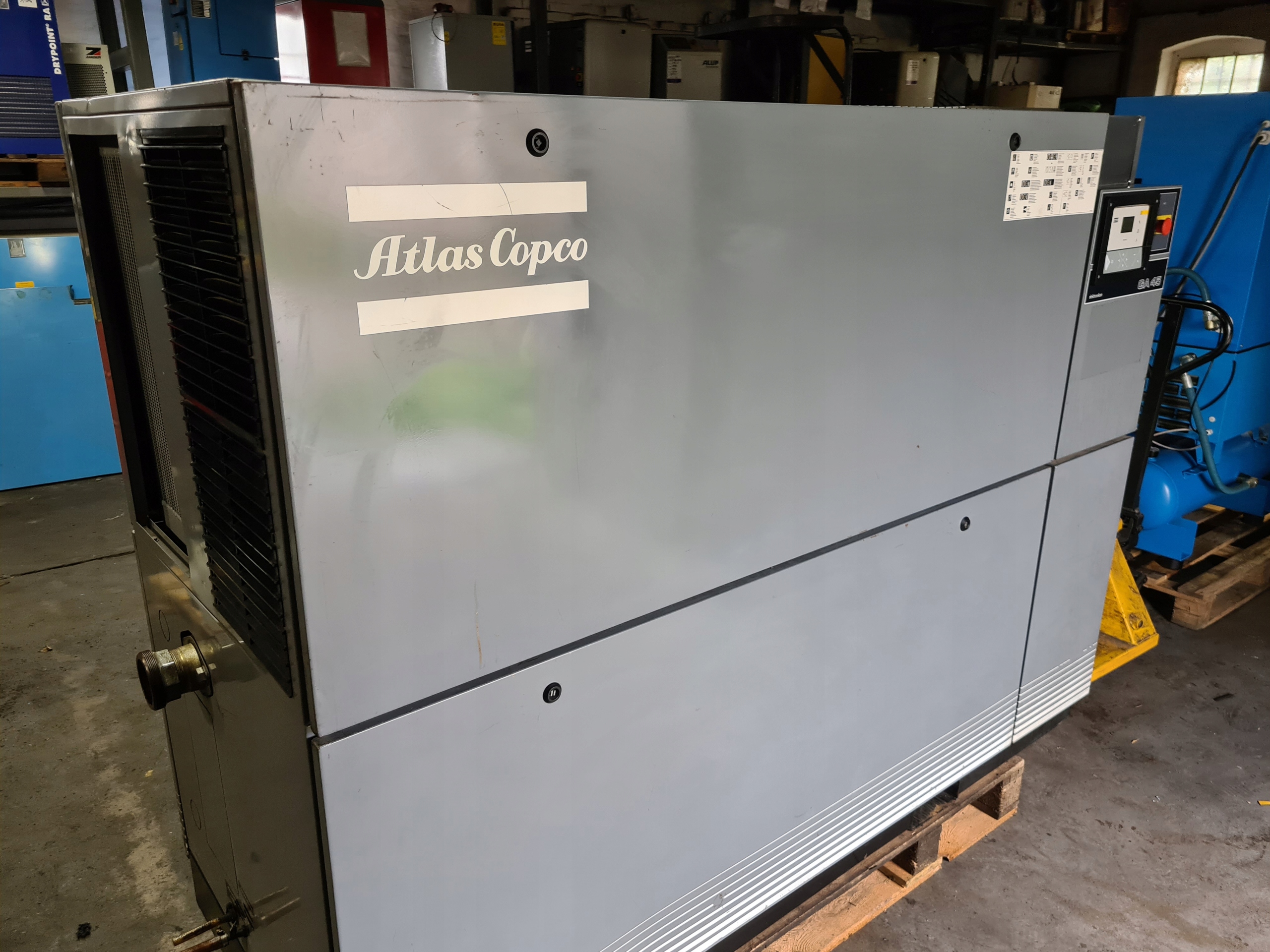 Kompresor śrubowy ATLAS COPCO GA 45 Marka Atlas Copco