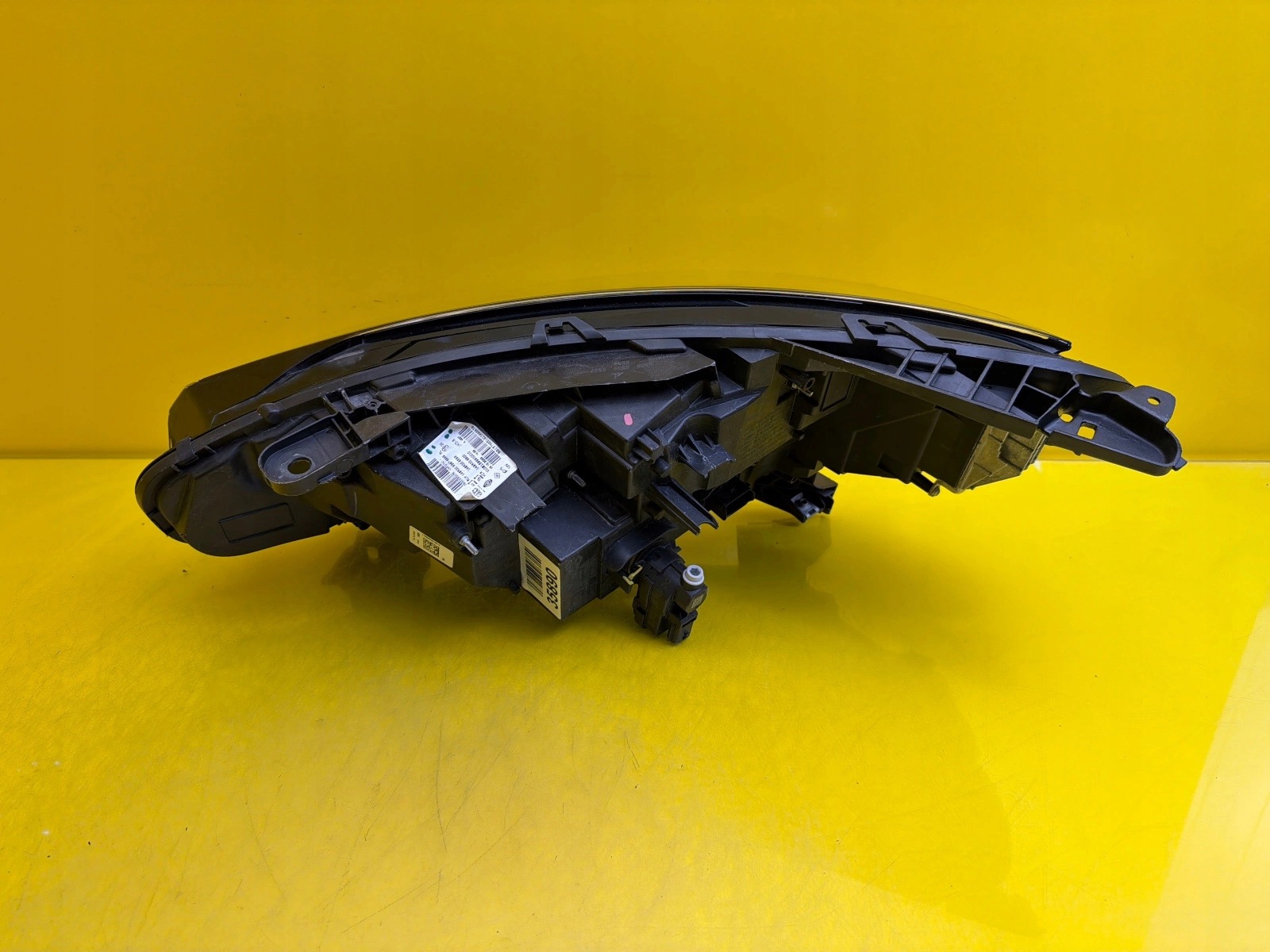 light right front Renault Clio V 5 Lift 260103507R Full Led