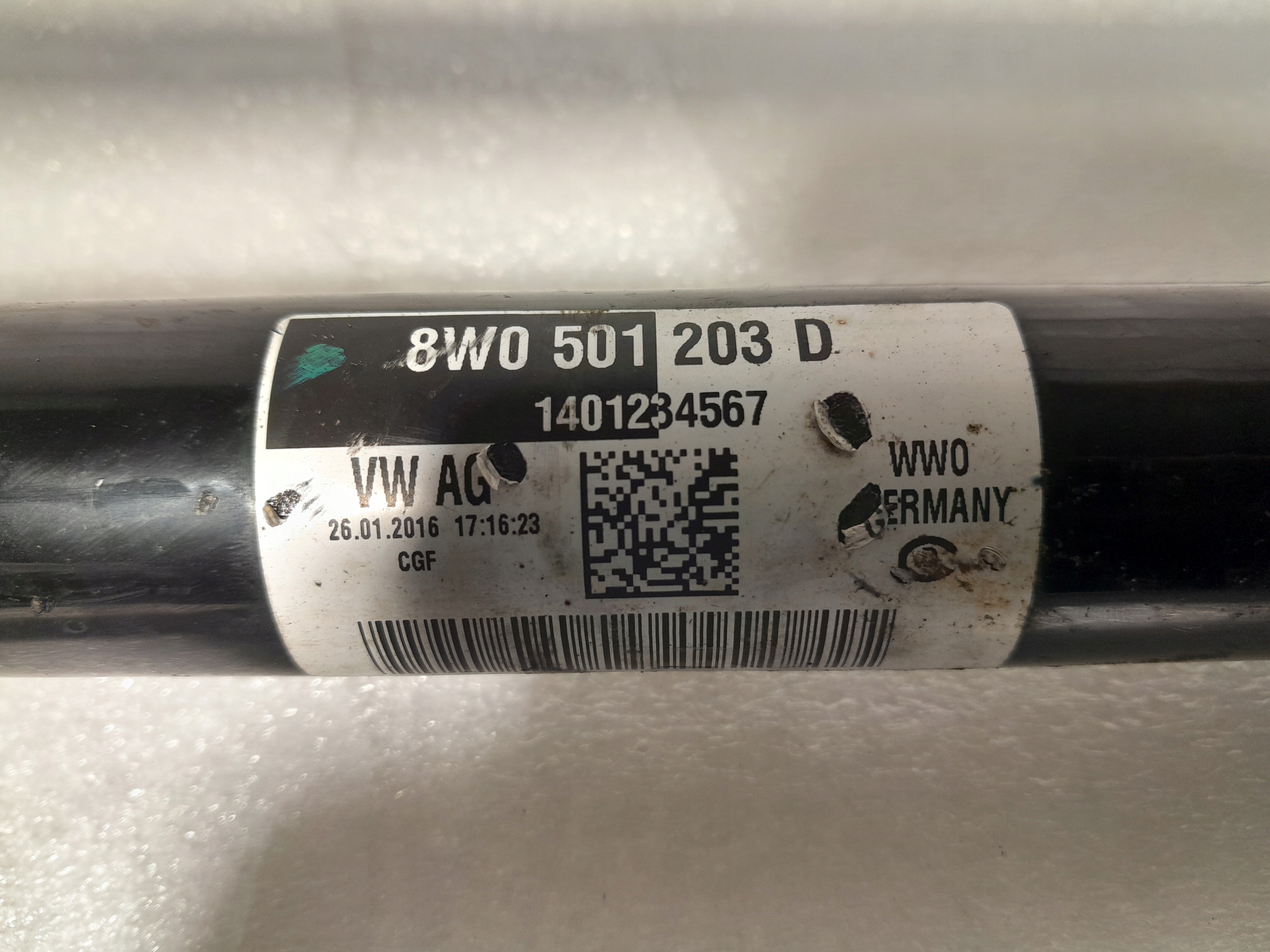 AUDI A4 B9 semi-axis rear part 8W0501203D