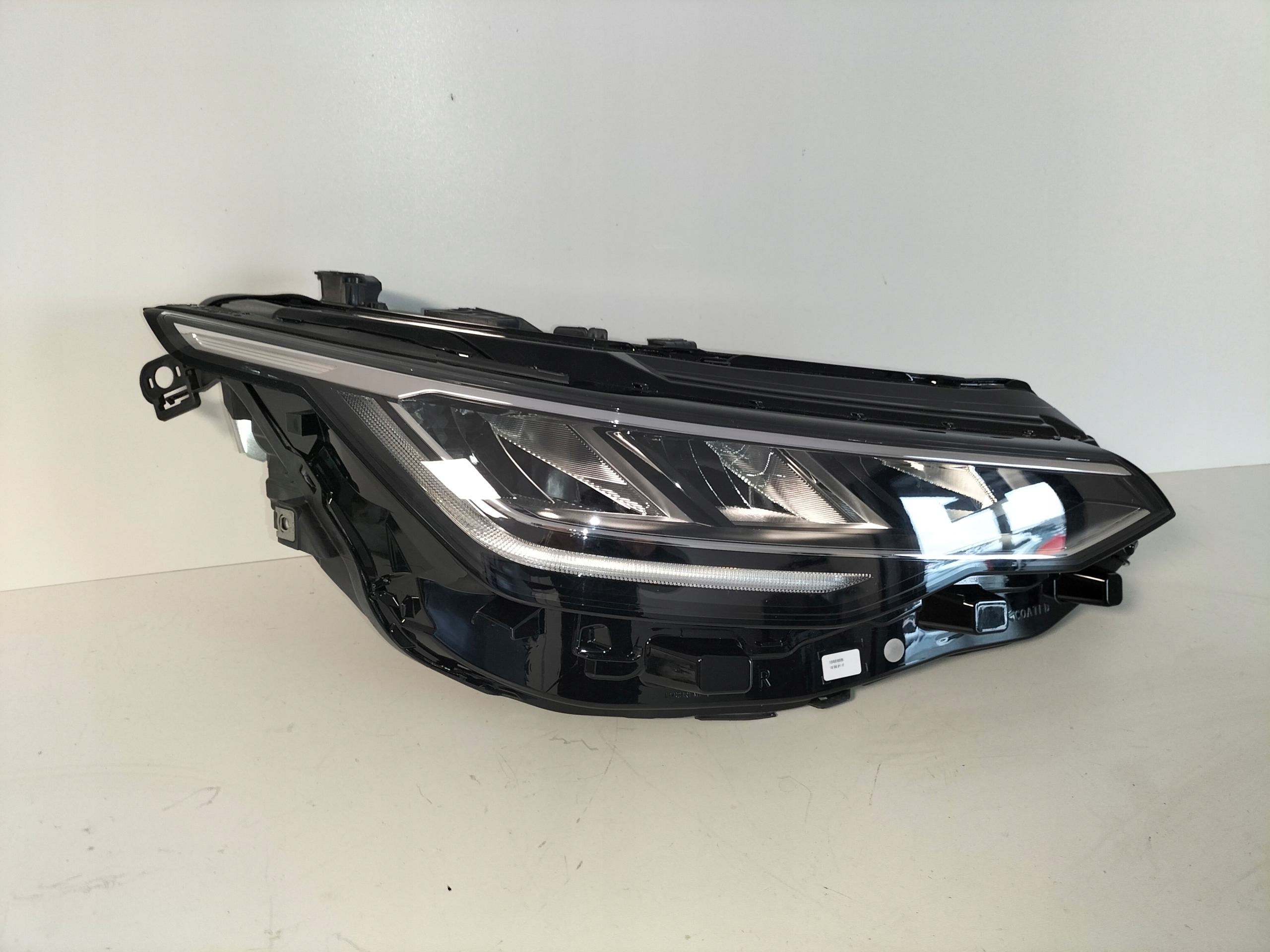light front reflektor right VW GOLF 8 VIII LIFT 24- FULL LED