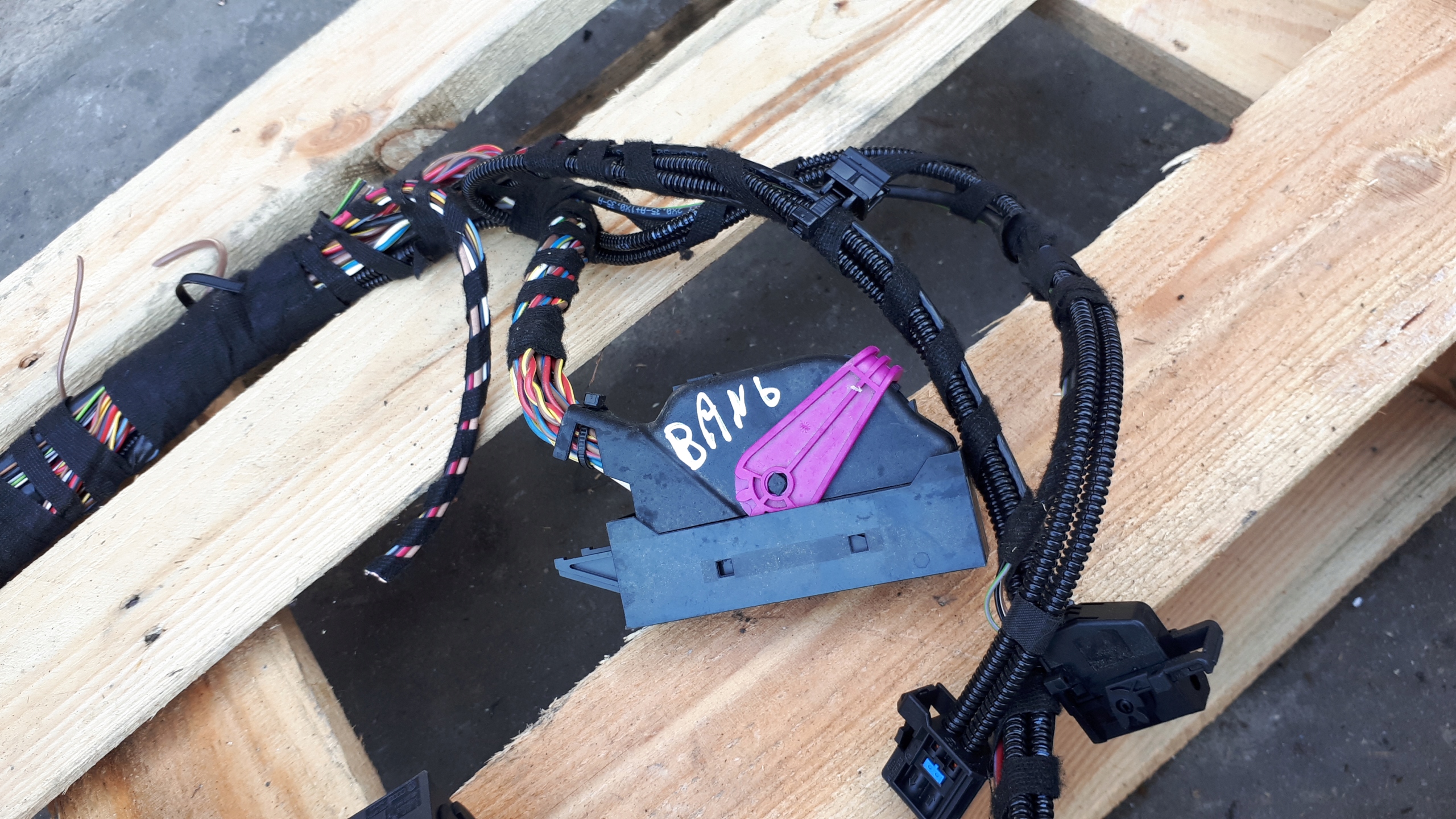 S4 B8 LIFT Spina Amplificatore bang A4 B8 S5