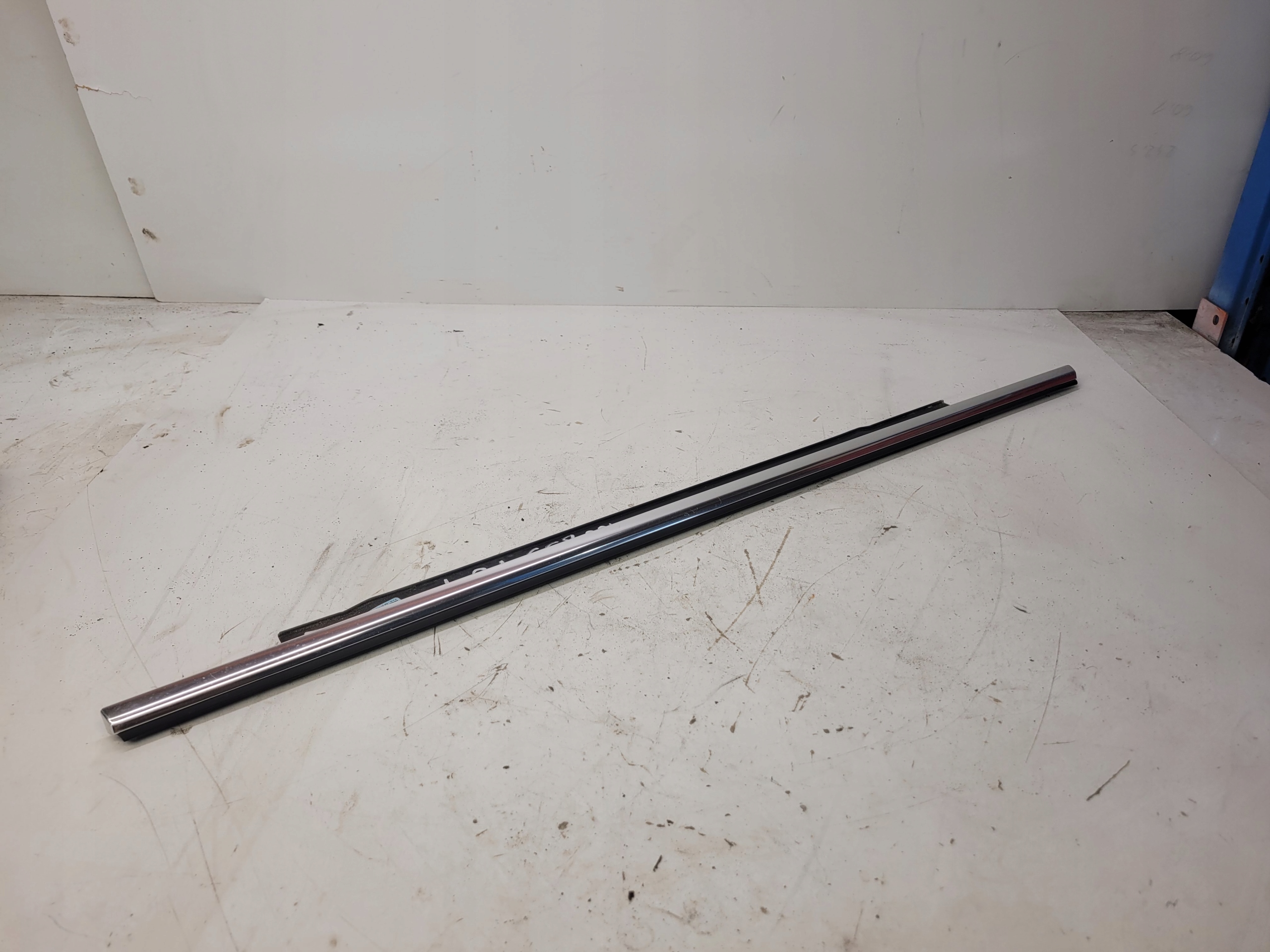 moulding CHROM door AUDI A6 C7 PT 4G0853764