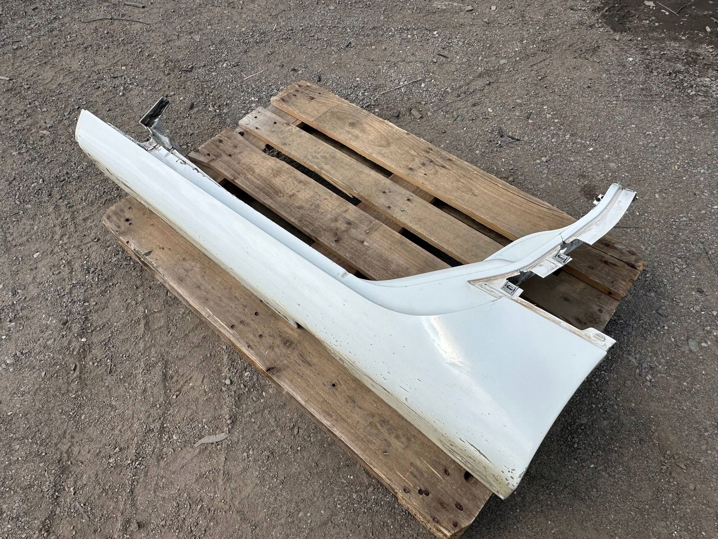 moulding threshold threshold boczny left Chevrolet Corvette C5 1997 - 2004