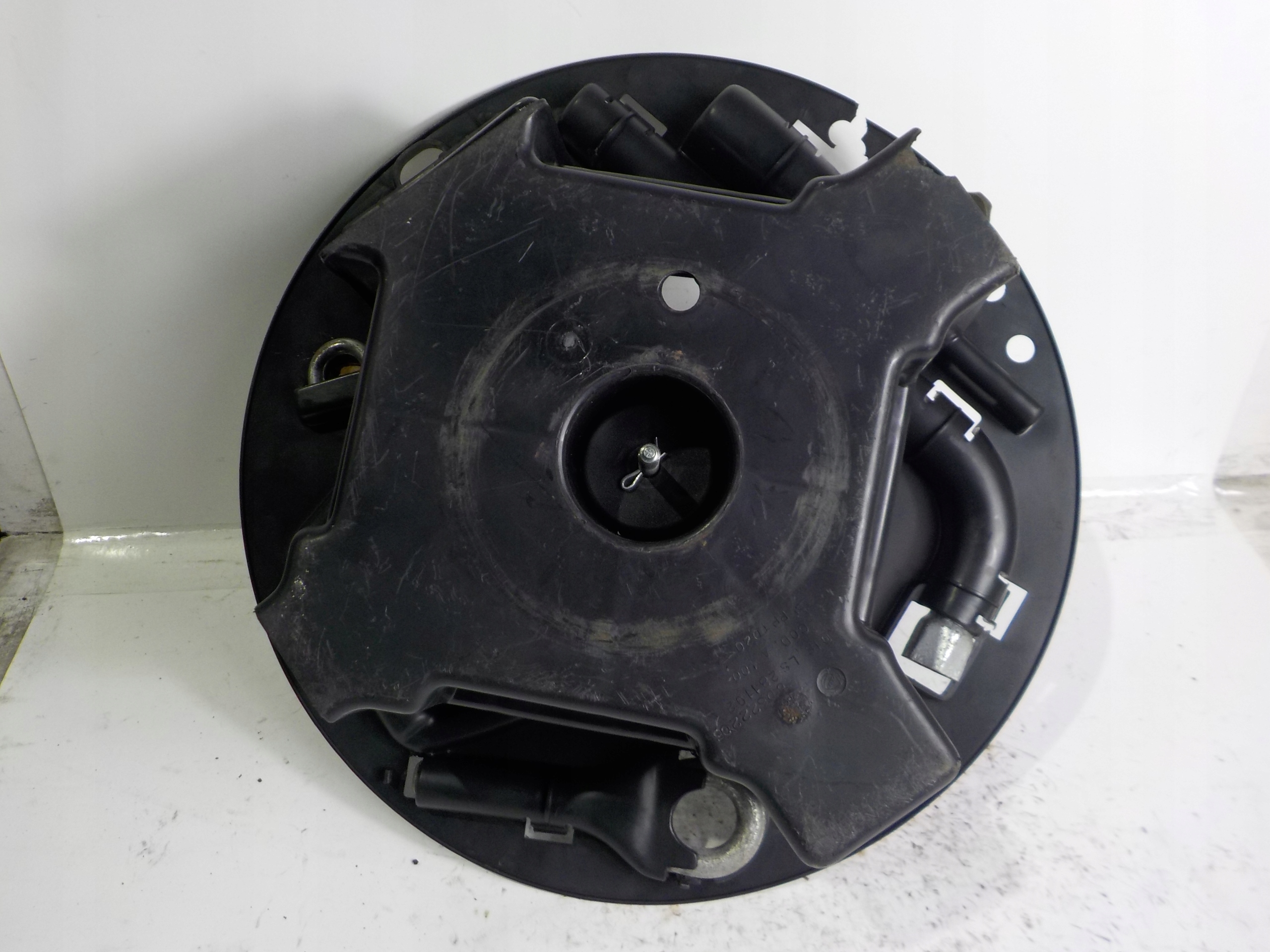 ALFA ROMEO 147 WKŁAD KOŁA LEWAREK HAK KLUCZ Typ samochodu Samochody osobowe